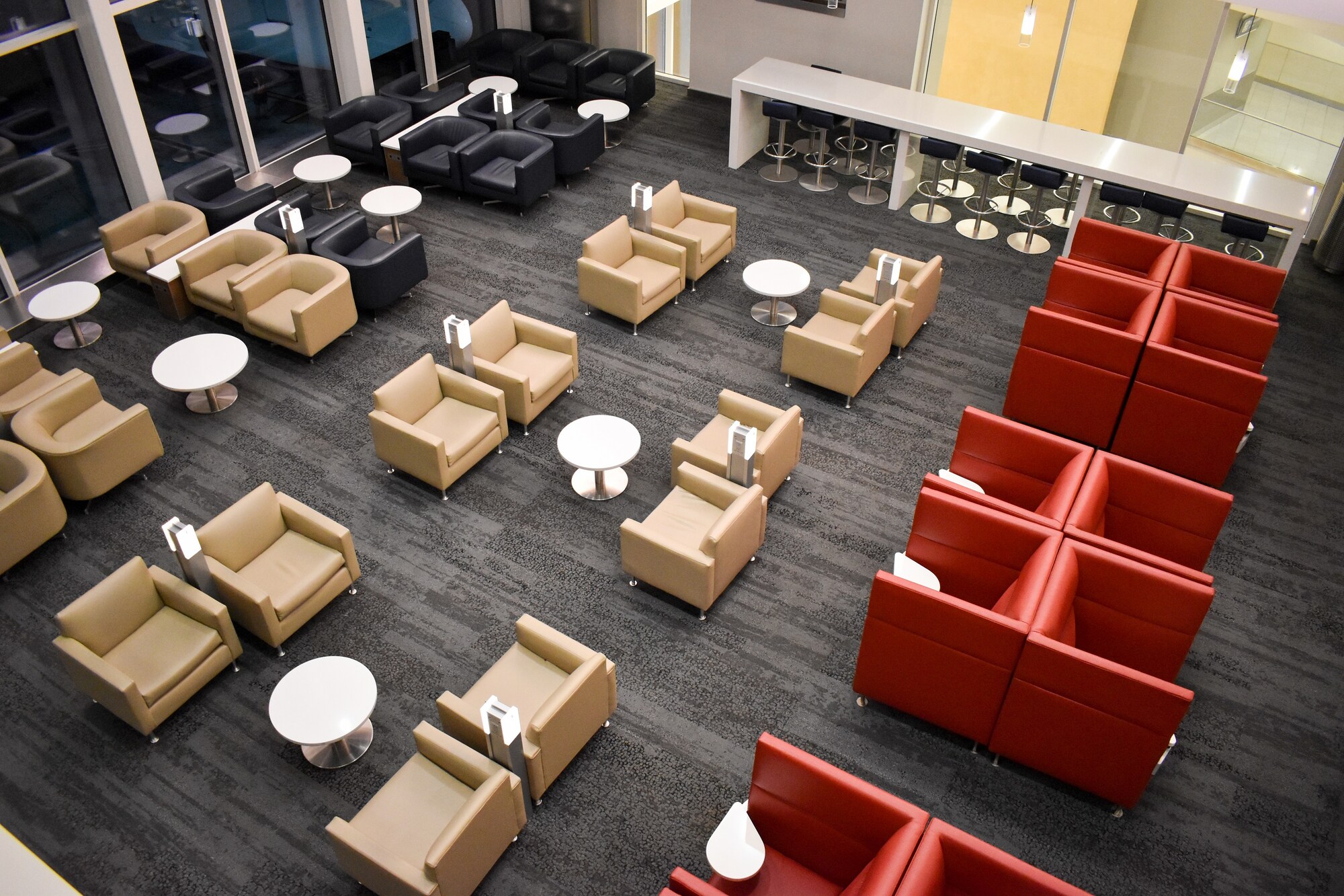 #1 of 5 images of Delta Air Lines Delta Sky Club
