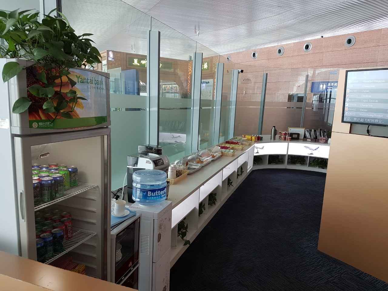 #2 of 5 images of Yantai Airport First Class Lounge