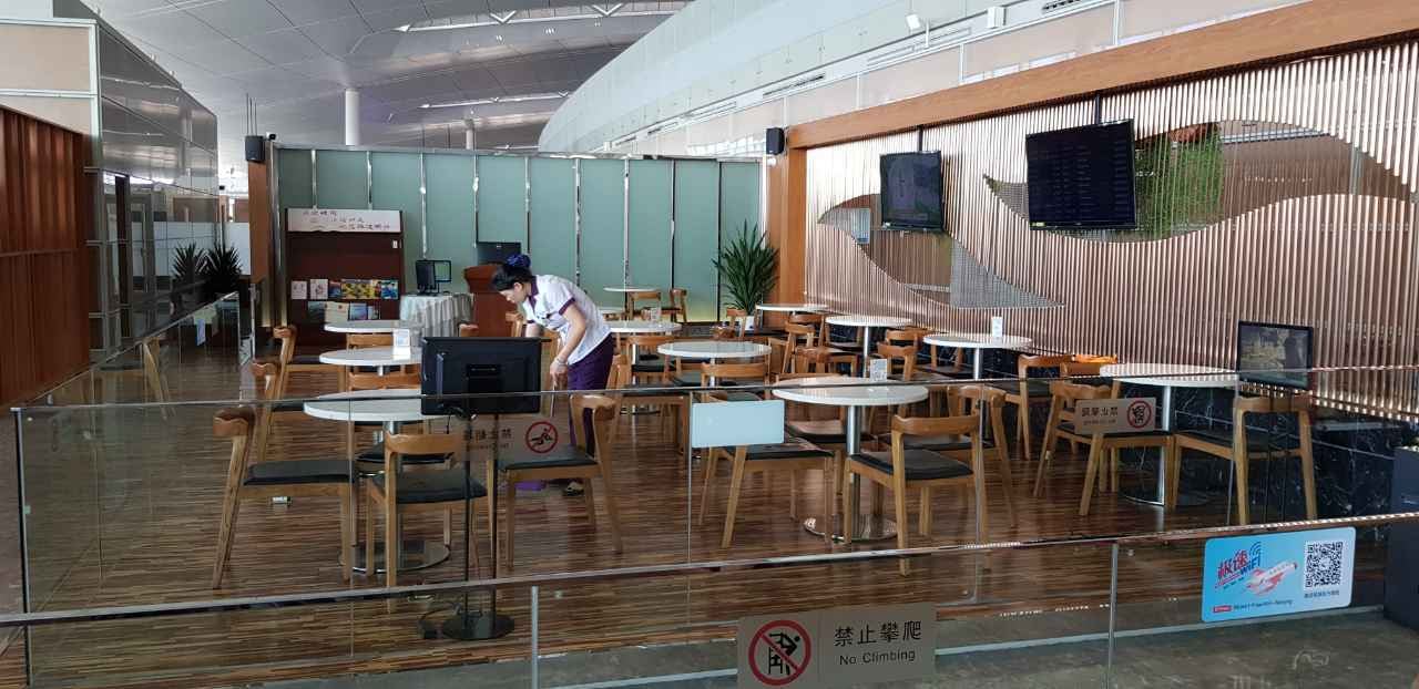 #2 of 3 images of Domestic VIP Lounge