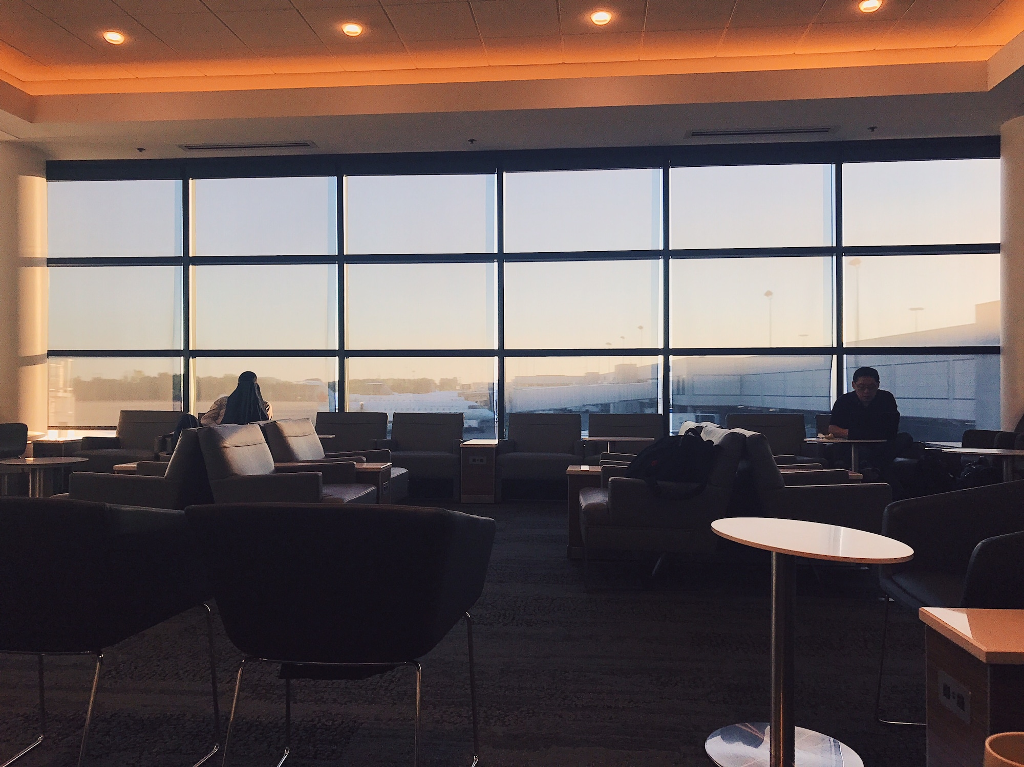 #4 of 5 images of Delta Air Lines Delta Sky Club