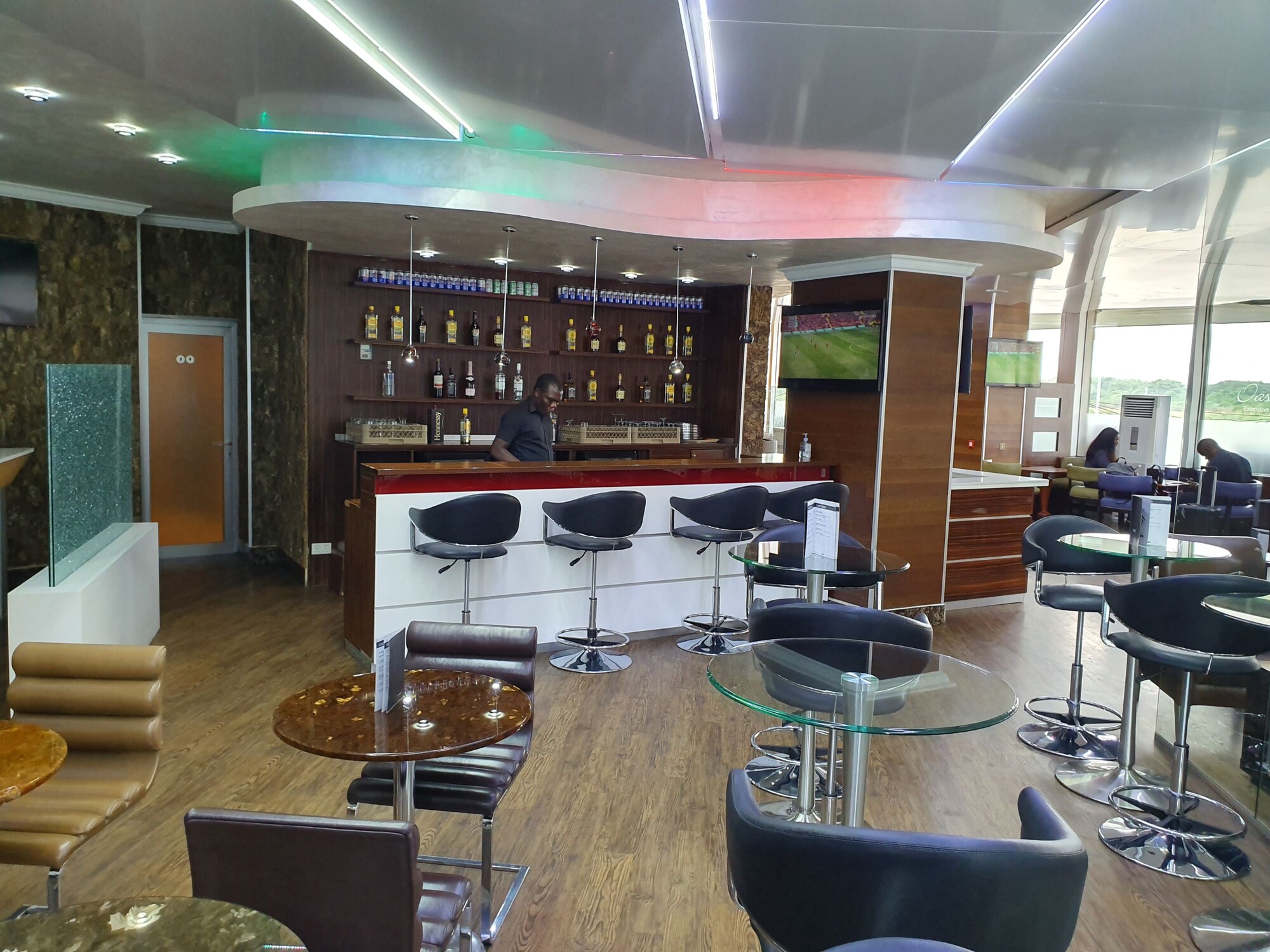 #3 of 5 images of The Oasis Lounge