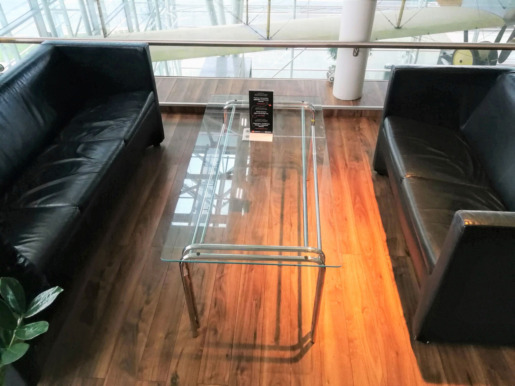 #3 of 5 images of Mastercard Lounge
