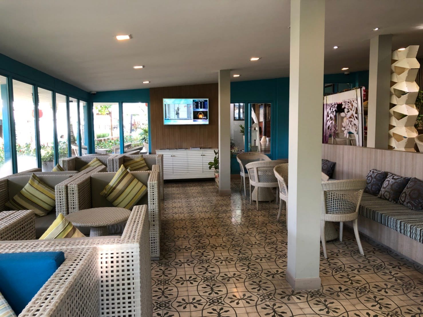 #1 of 5 images of Bangkok Airways Blue Ribbon Lounge (International) (Temporarily Closed)