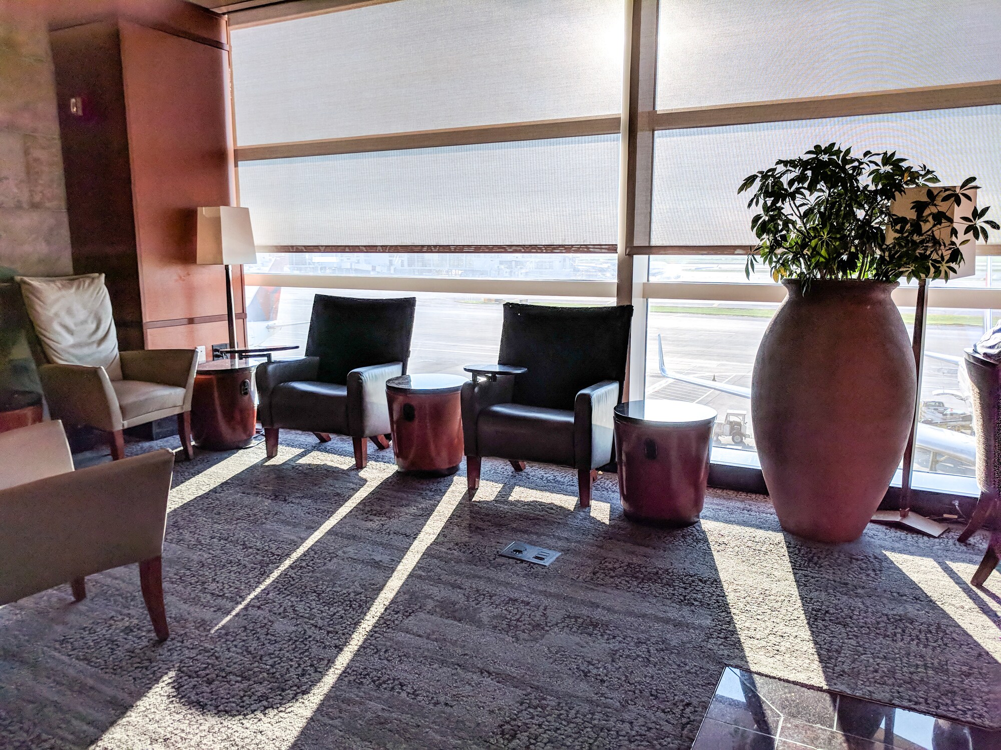 #2 of 5 images of Delta Air Lines Delta Sky Club (Gate A68)