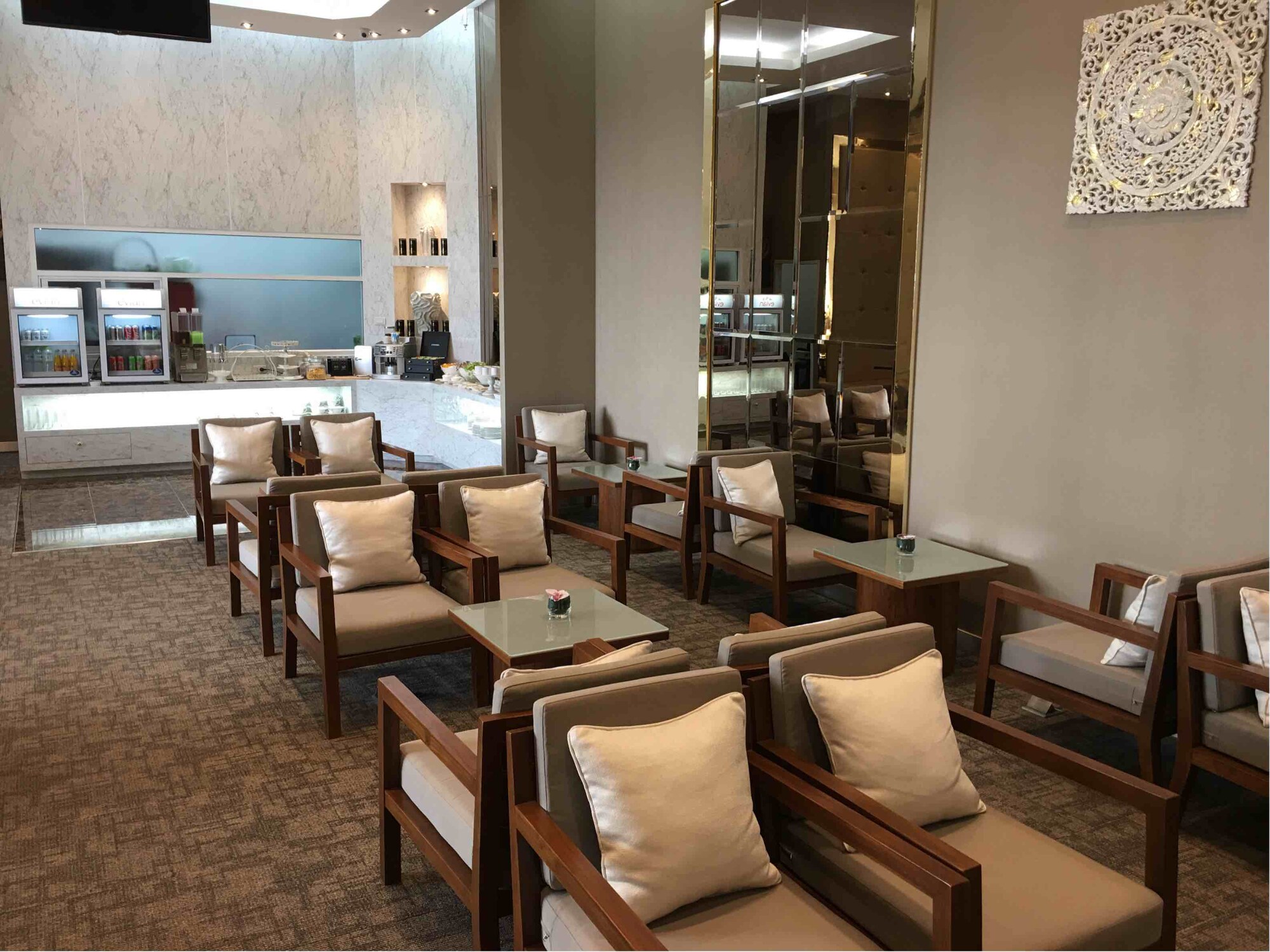#3 of 5 images of The Coral Executive Lounge (See NOTES) (Temporarily Closed)