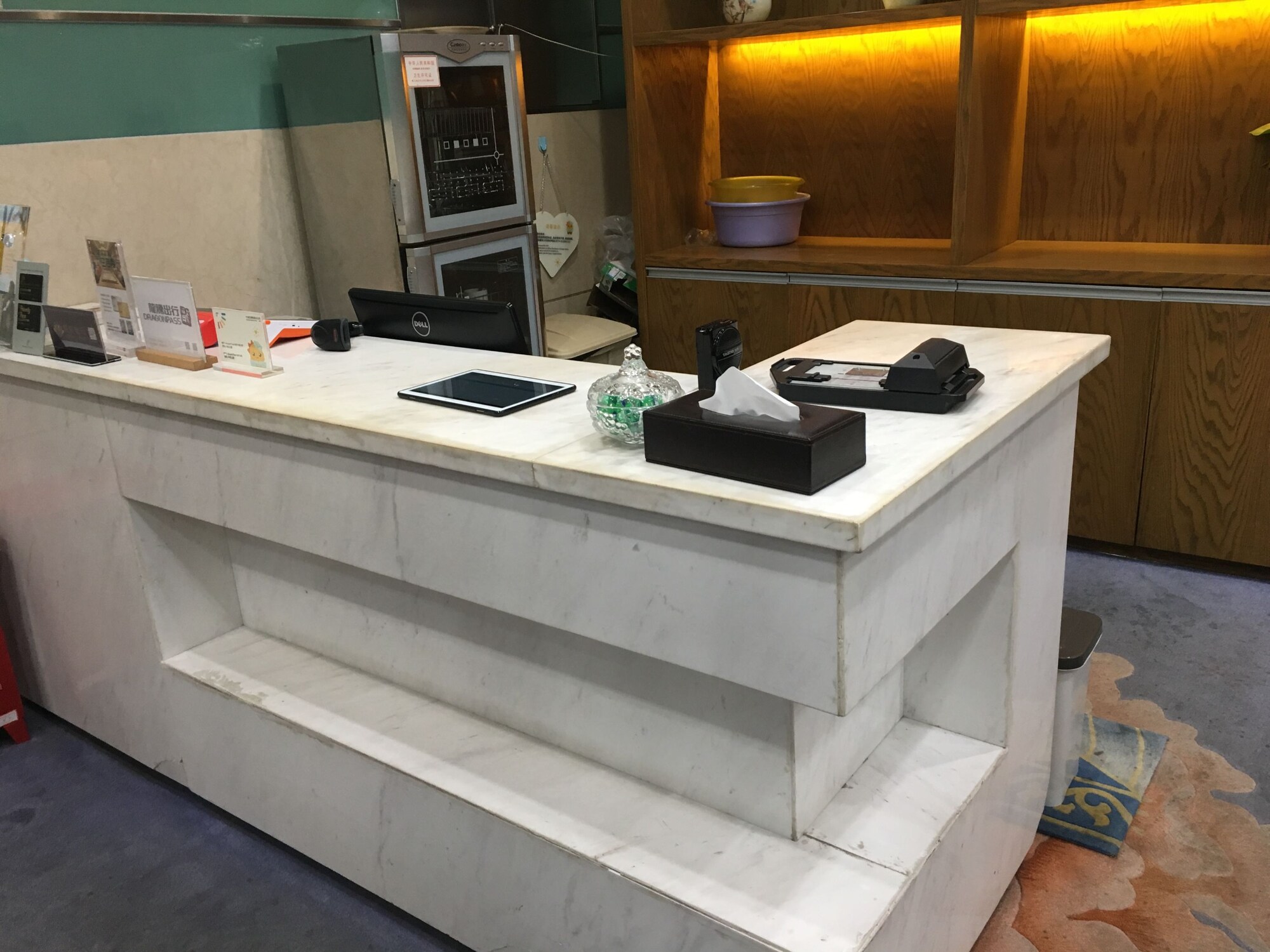 #3 of 5 images of Domestic First Class Lounge (Gate 6) (Temporarily Closed For Renovation)