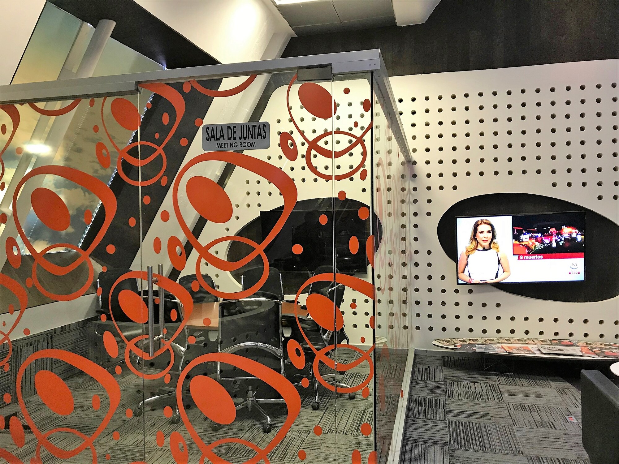 #5 of 5 images of VIP Lounge (West) (Temporarily Closed)