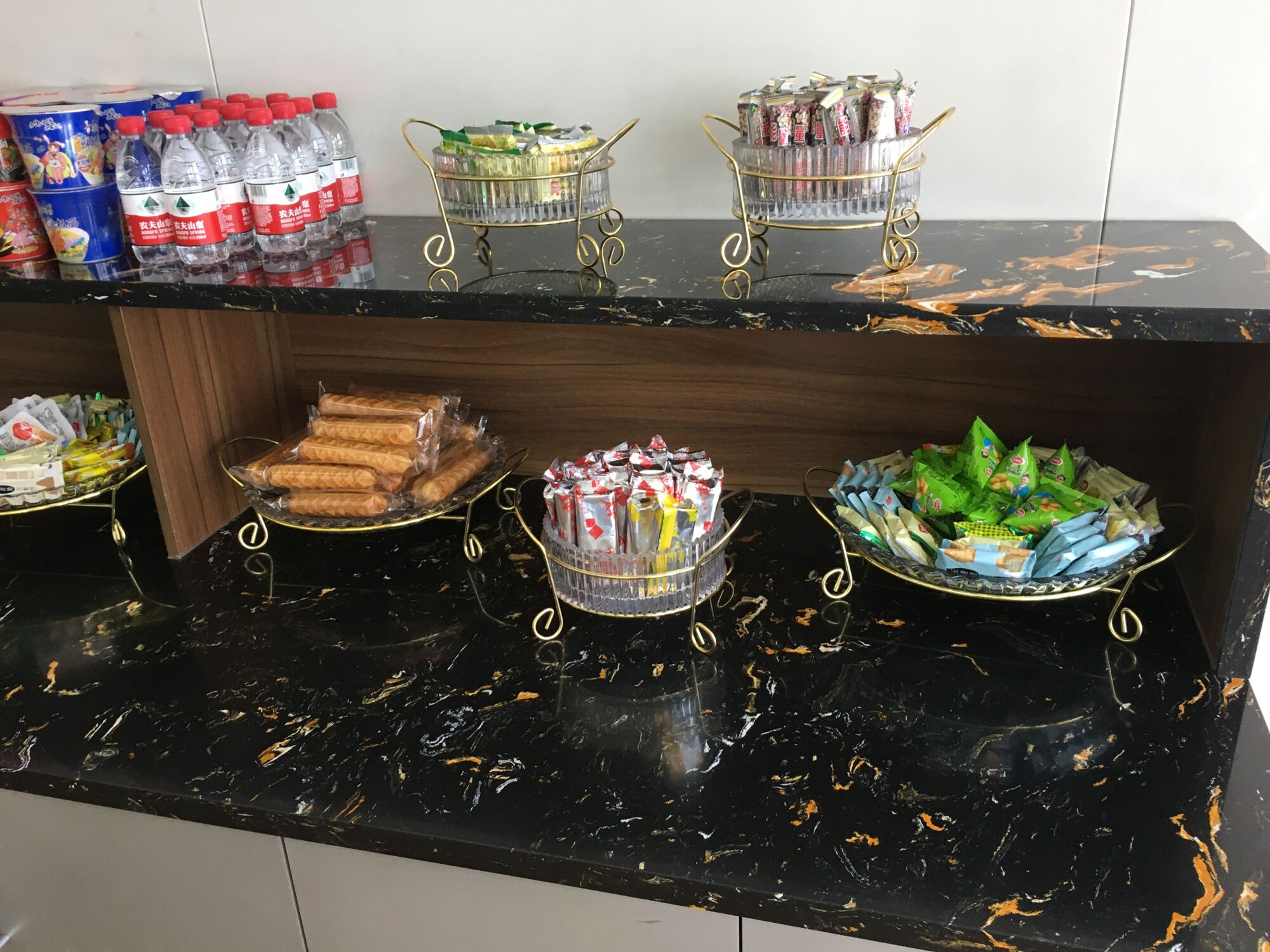 #1 of 5 images of First Class Lounge 1