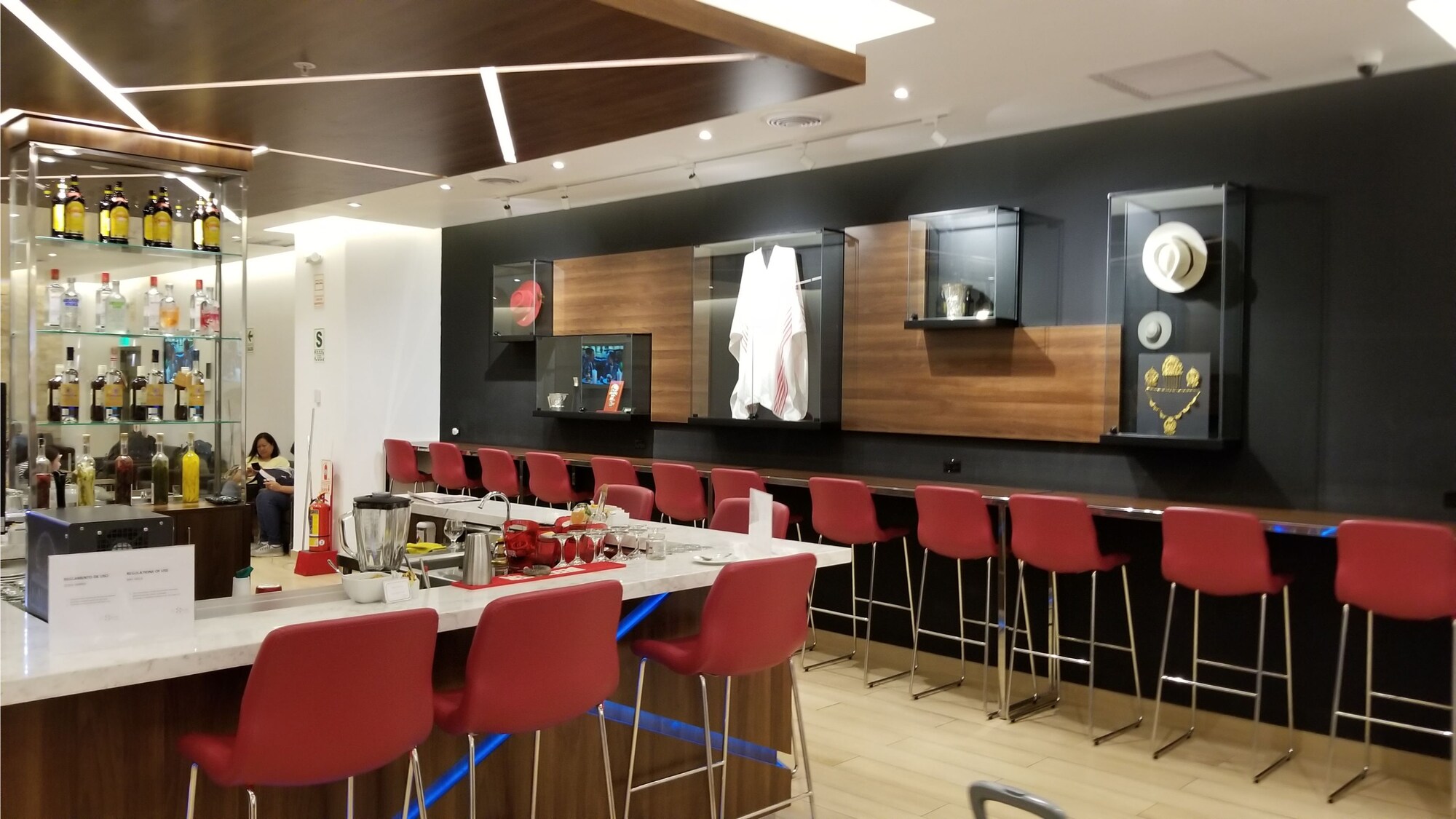 #1 of 5 images of El Salon by Newrest