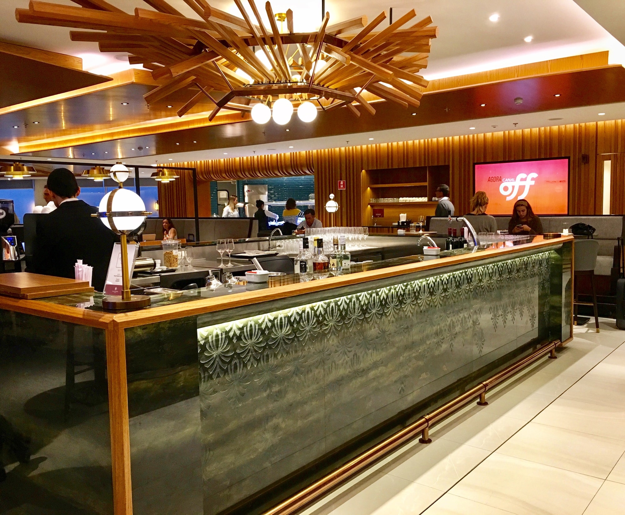 #4 of 5 images of Plaza Premium Lounge (Domestic)