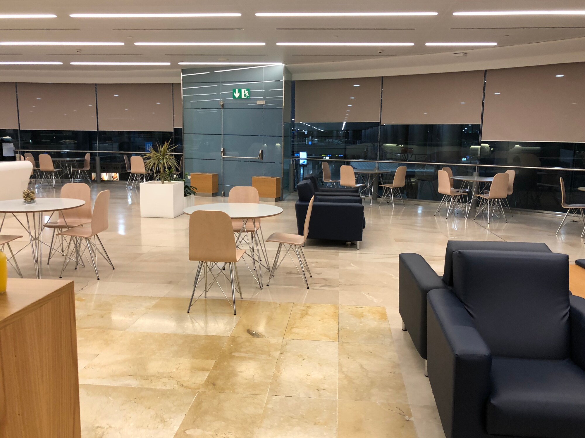 #5 of 5 images of Sala VIP Puerta Del Sol (Temporarily Closed)