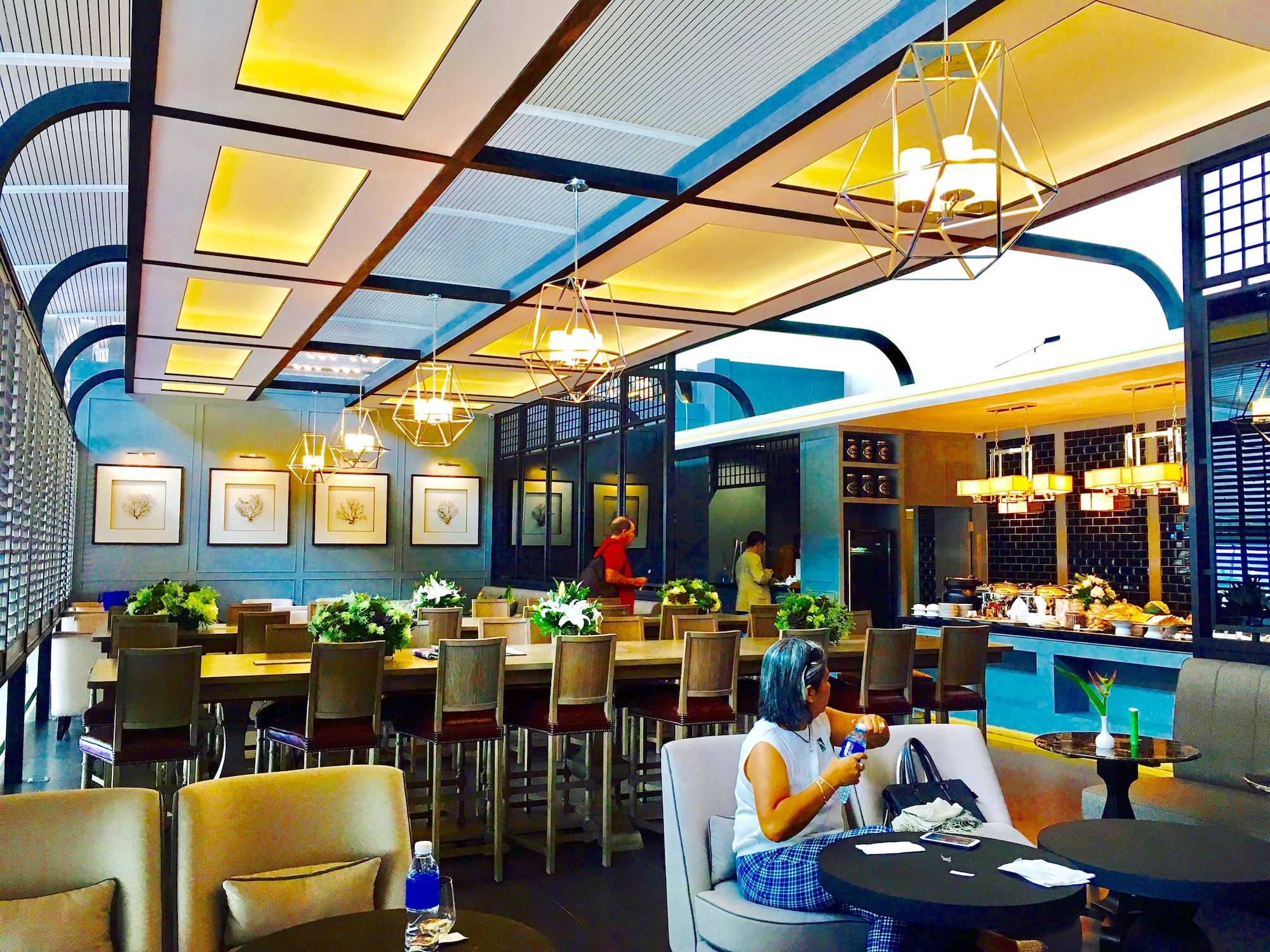 #2 of 5 images of The Coral Executive Lounge (See NOTES) (Temporarily Closed)
