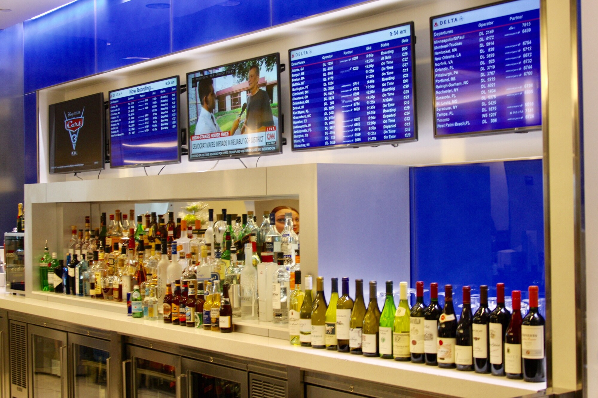 #2 of 5 images of Delta Air Lines Delta Sky Club