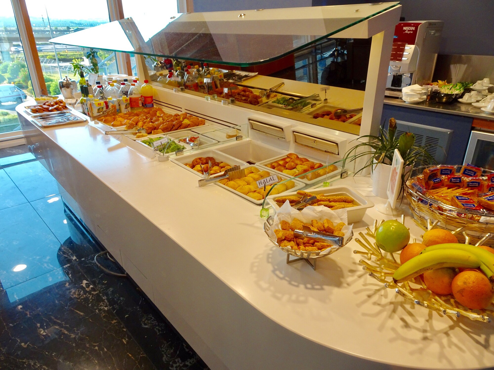 #4 of 5 images of Skyserv Aristotle Onassis Lounge