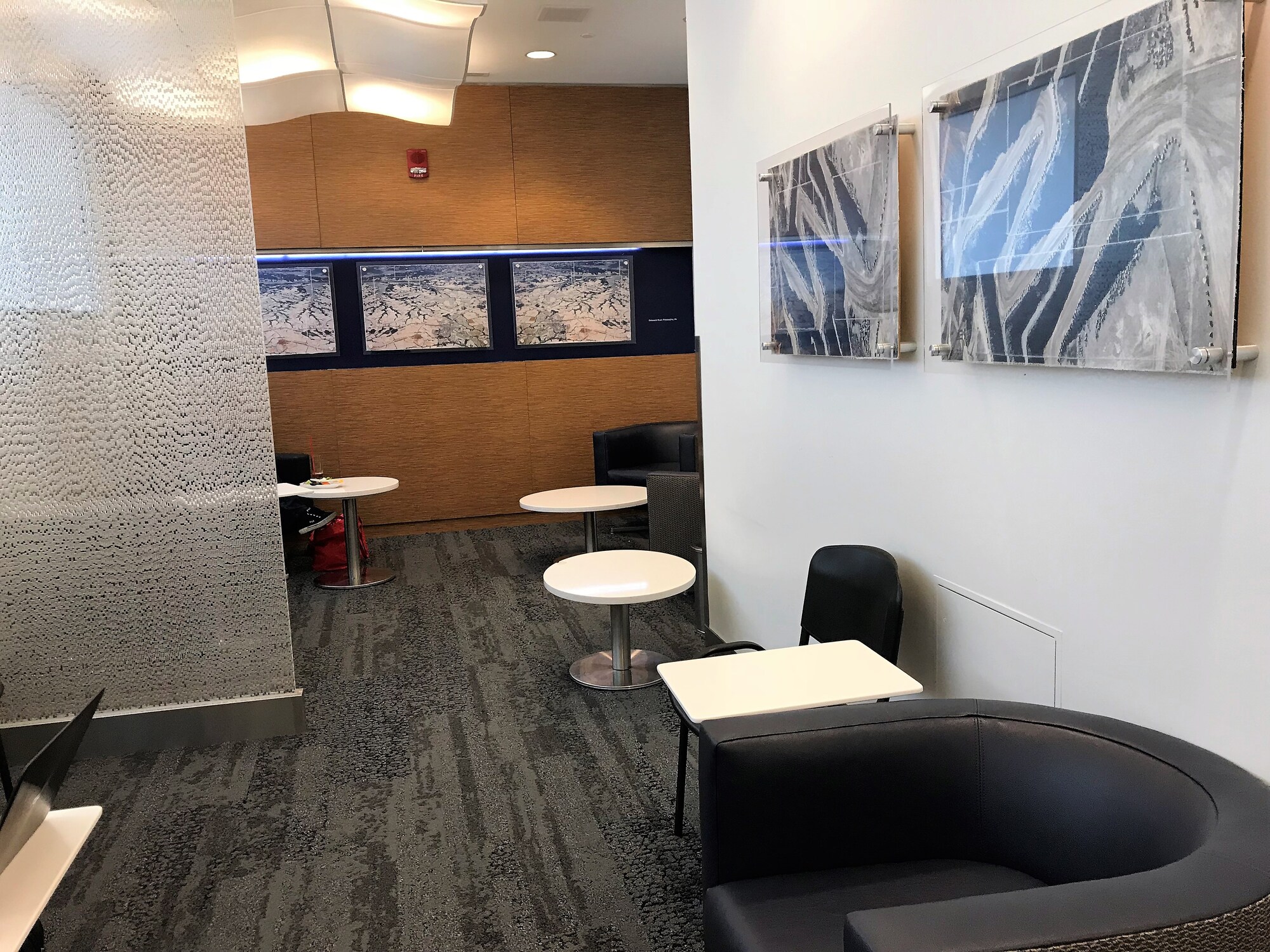 #2 of 5 images of Delta Air Lines Delta Sky Club