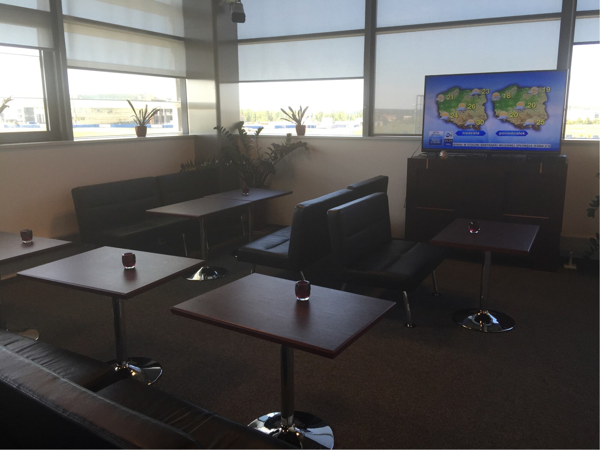 #1 of 5 images of Executive Lounge (Schengen)