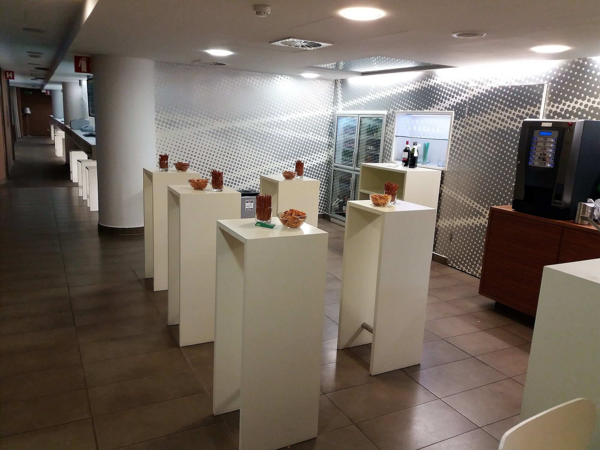 #3 of 5 images of Business Lounge (Temporarily Closed)