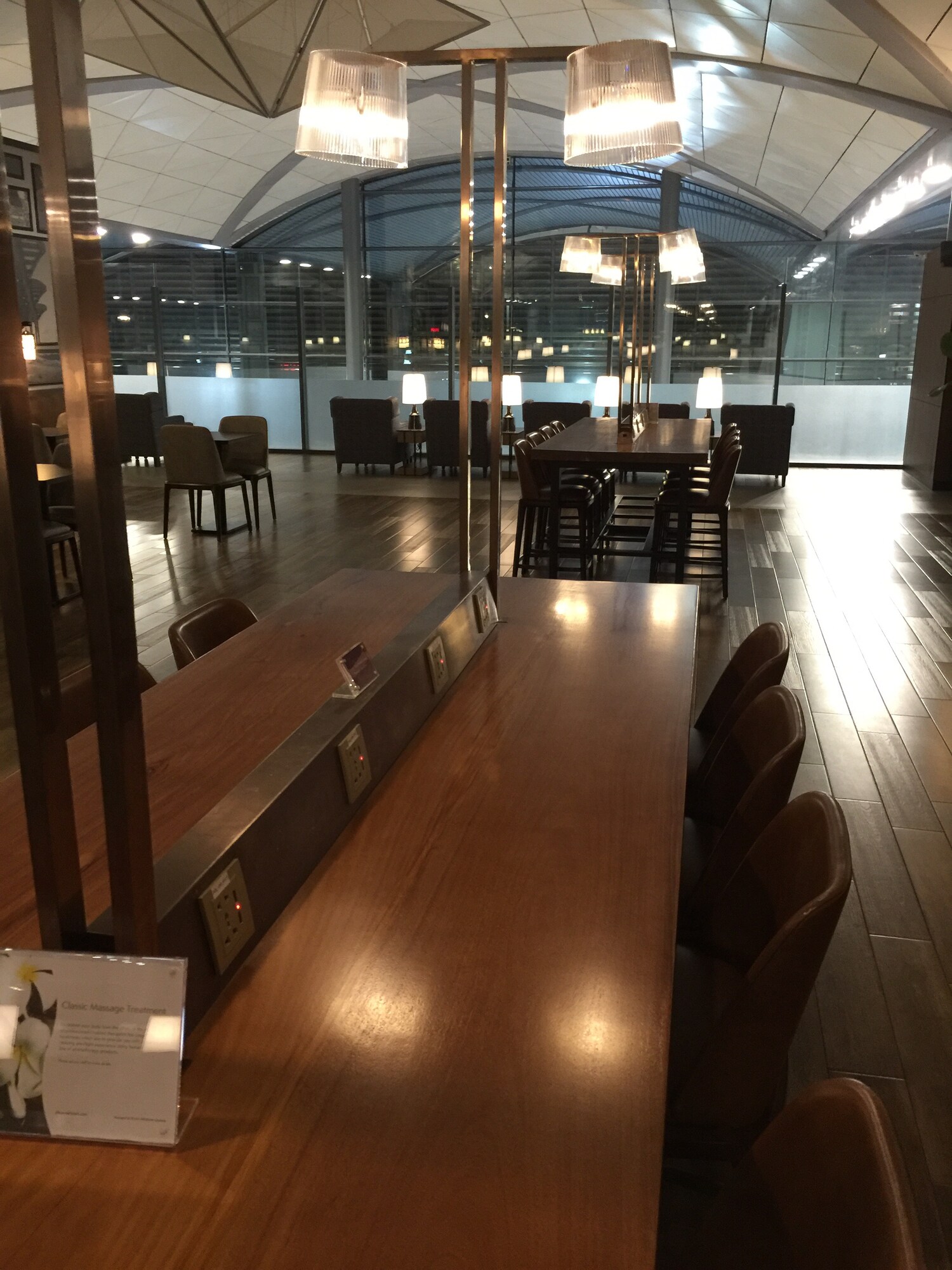 #4 of 5 images of Plaza Premium Lounge (Temporarily Closed)
