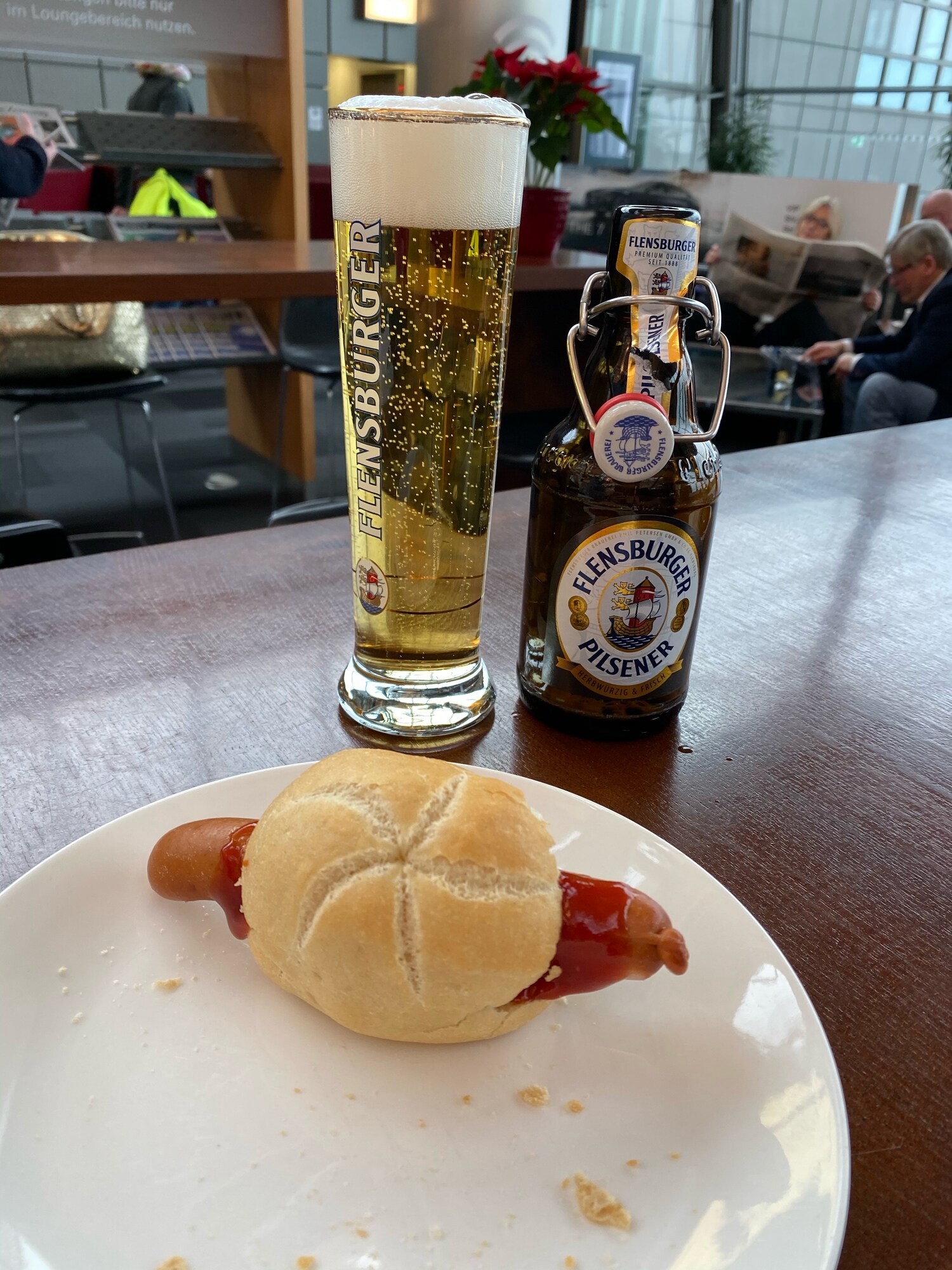 #5 of 5 images of Airport Lounge