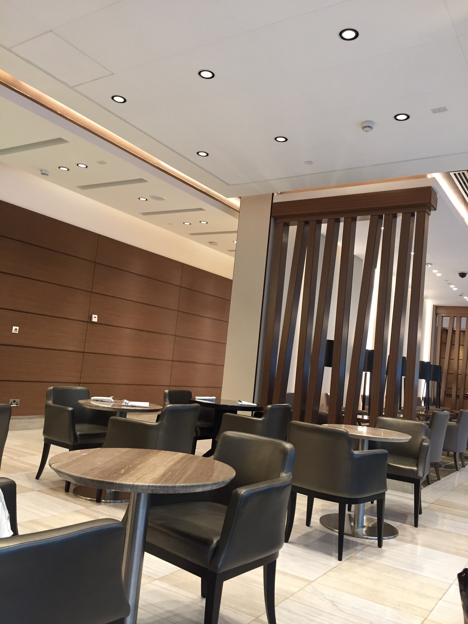 #2 of 4 images of Ahlan Business Class Lounge