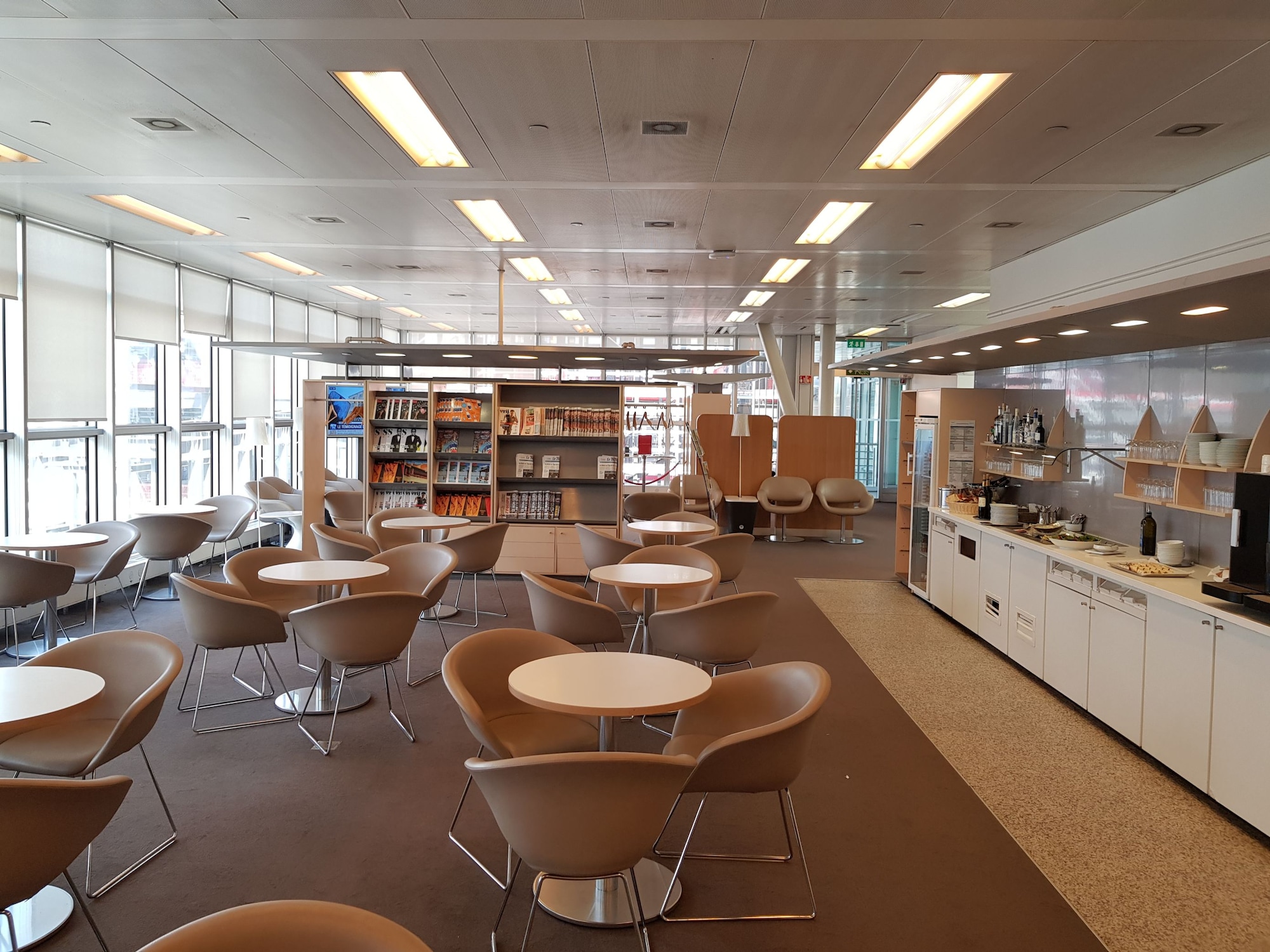 #1 of 5 images of Air France/KLM Lounge
