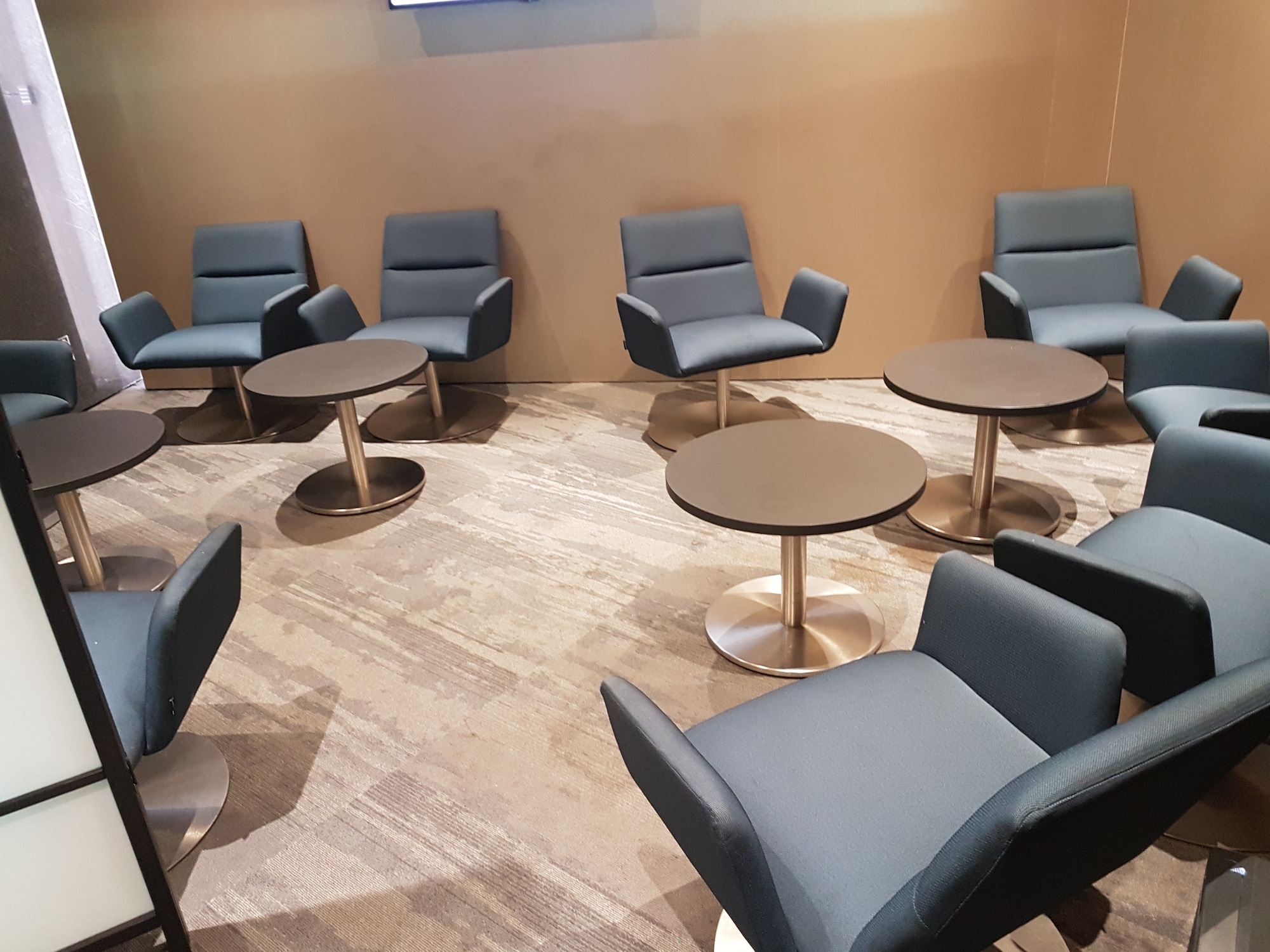#5 of 5 images of Air France/KLM Lounge
