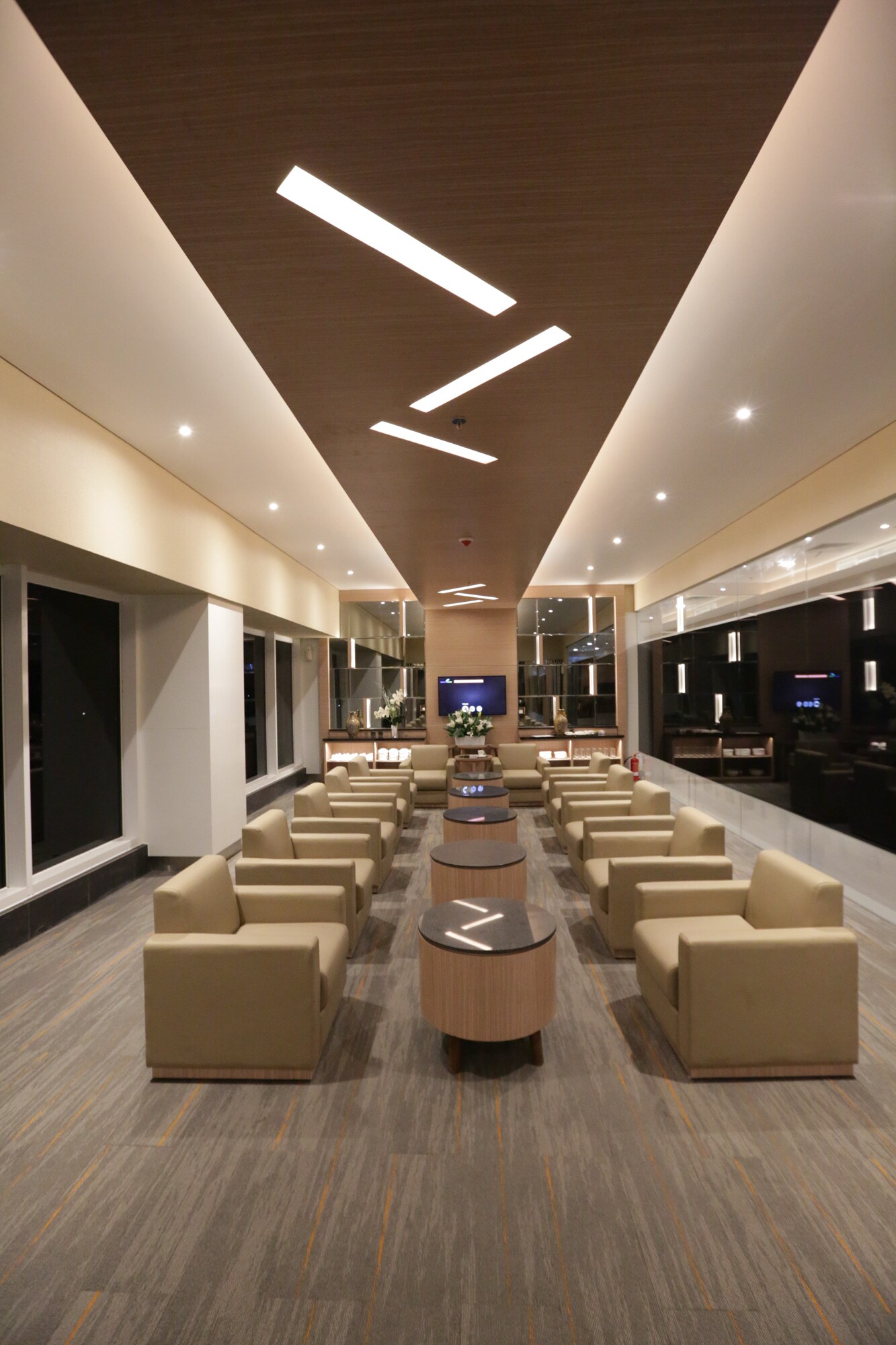 #5 of 5 images of Concordia Lounge (Temporarily Closed)