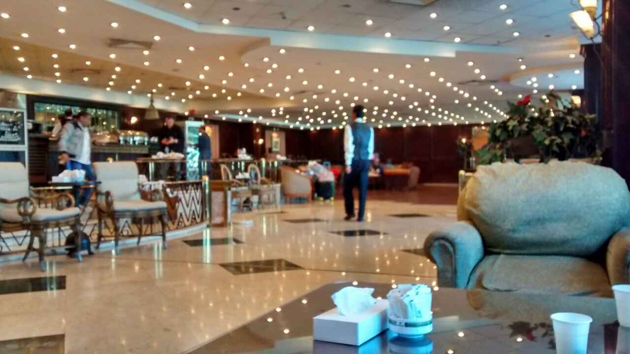 #4 of 4 images of First Class Lounge