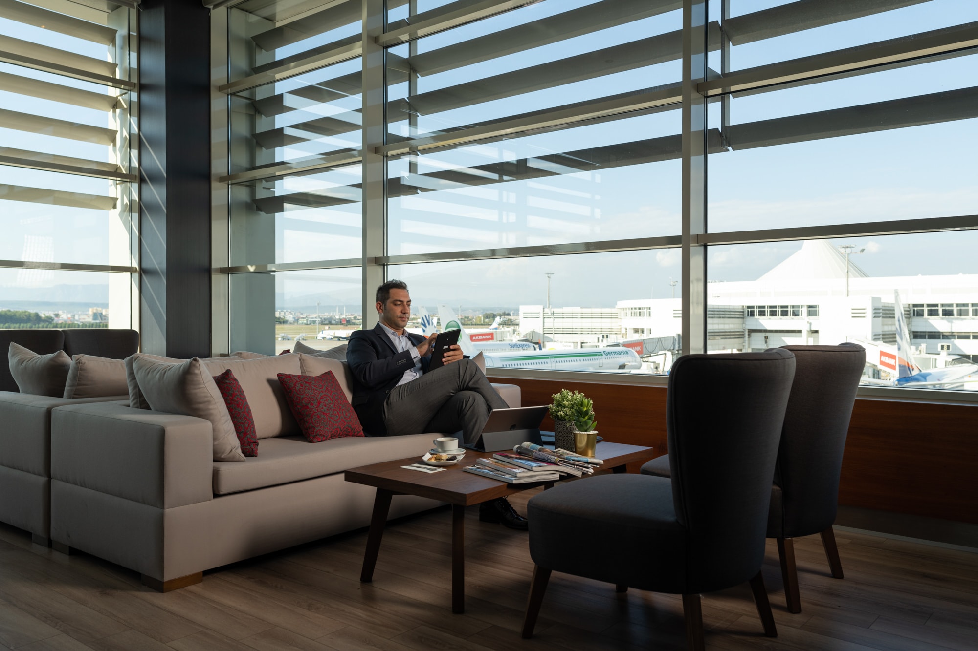 #4 of 4 images of CIP Lounge