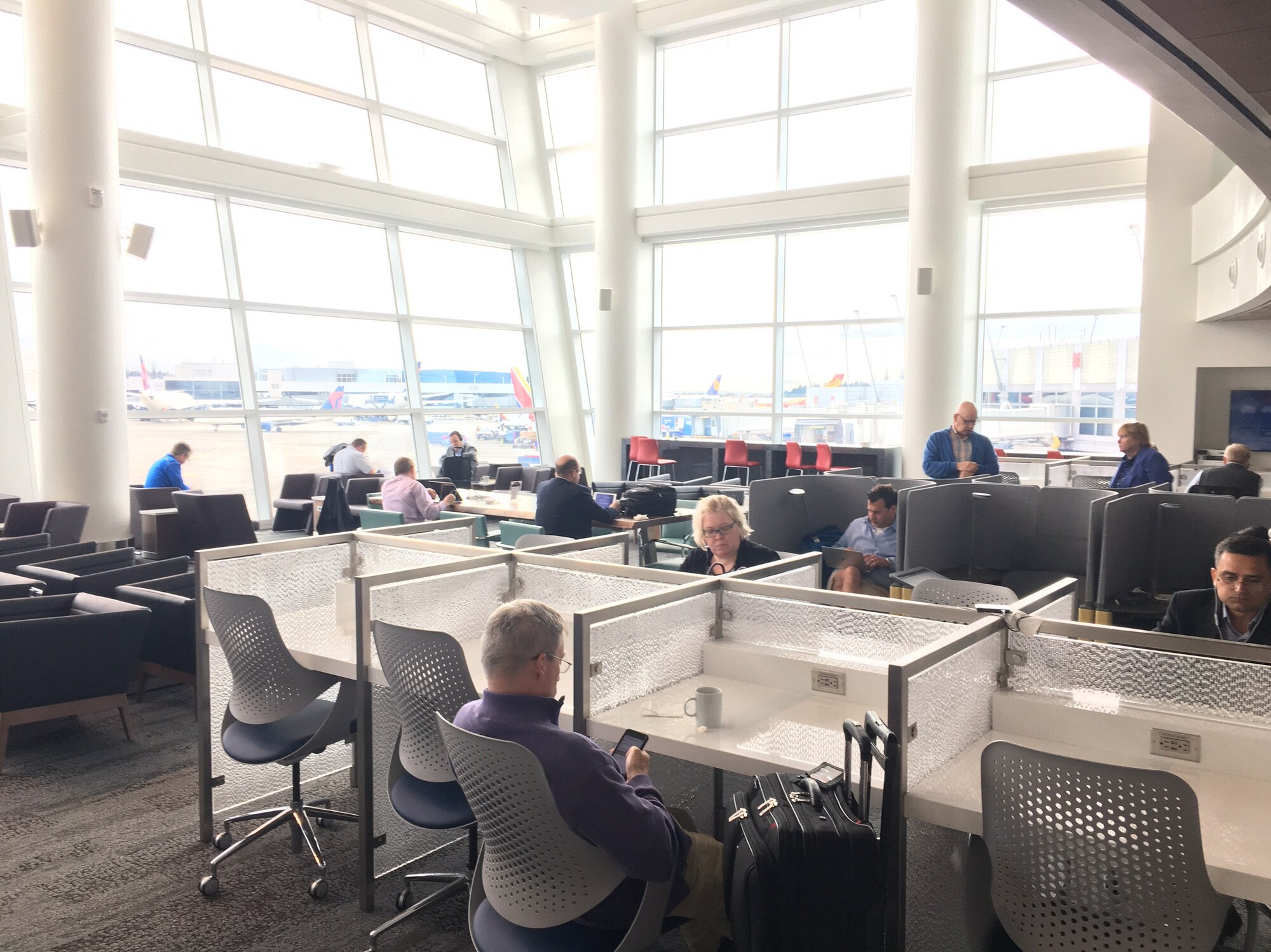 #5 of 5 images of Delta Air Lines Delta Sky Club