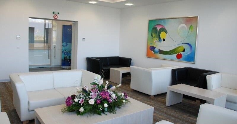#2 of 4 images of Primeclass CIP Lounge