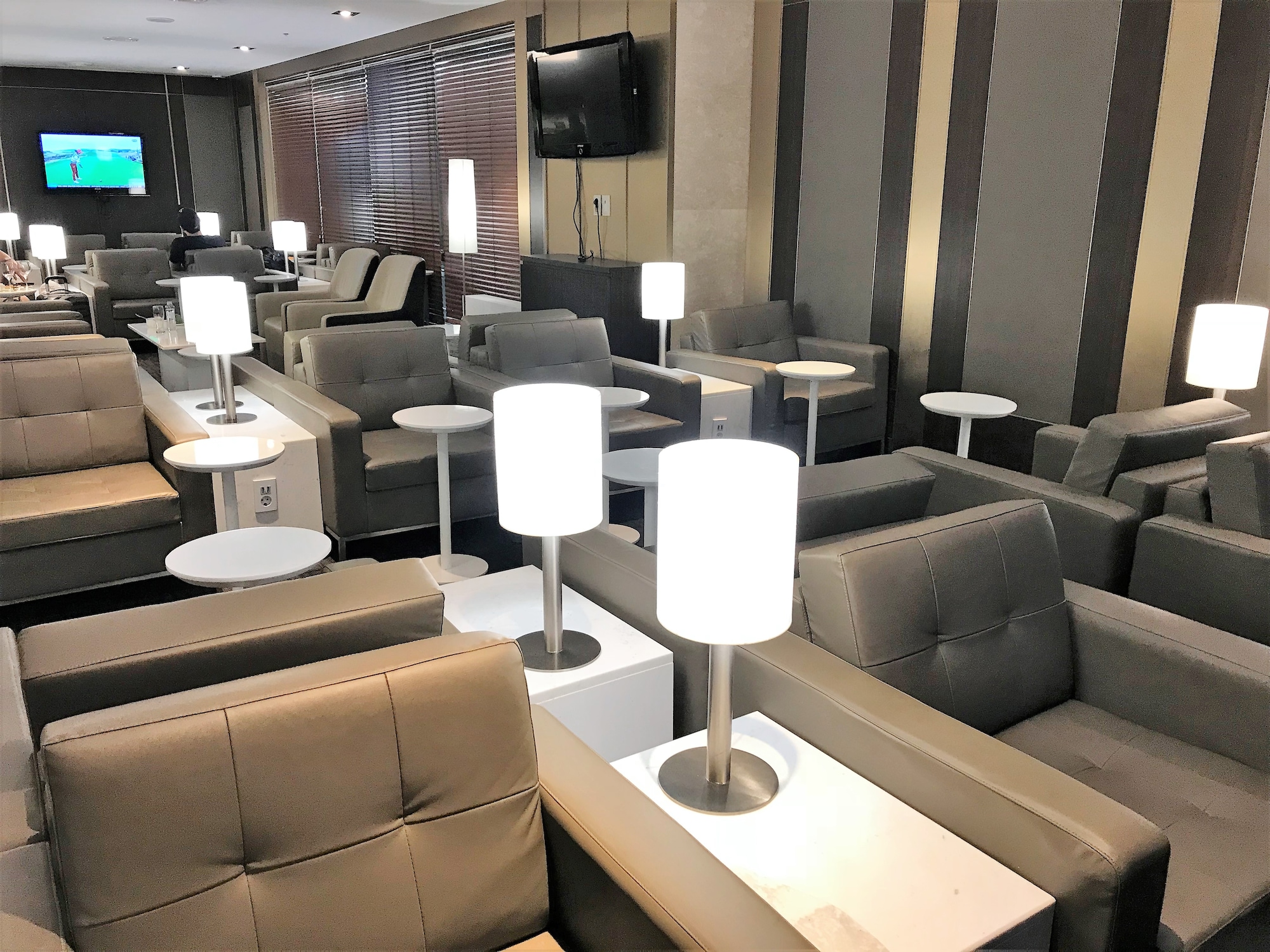 #1 of 5 images of Sky Hub Lounge (Temporarily Closed)