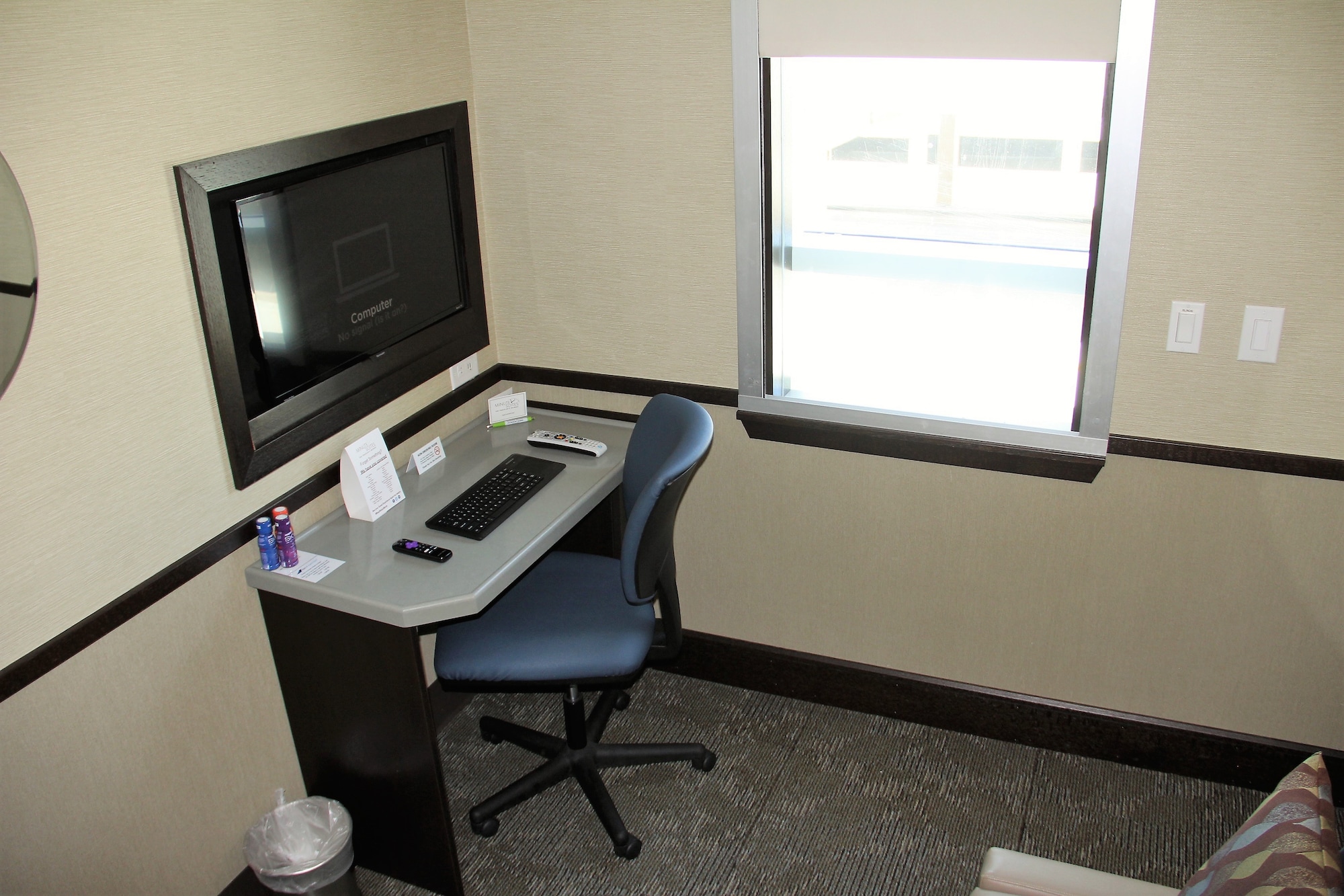 #5 of 5 images of Minute Suites