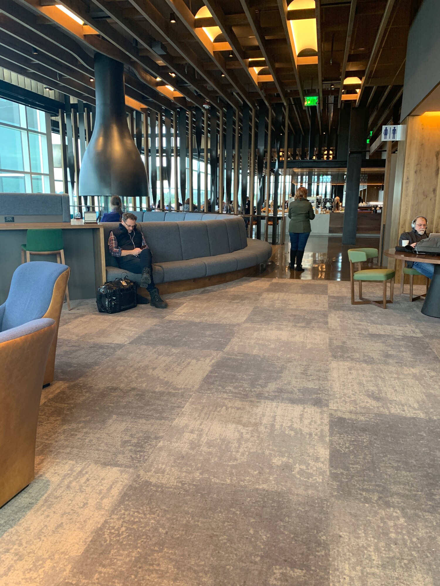 #1 of 5 images of Alaska Airlines Alaska Lounge