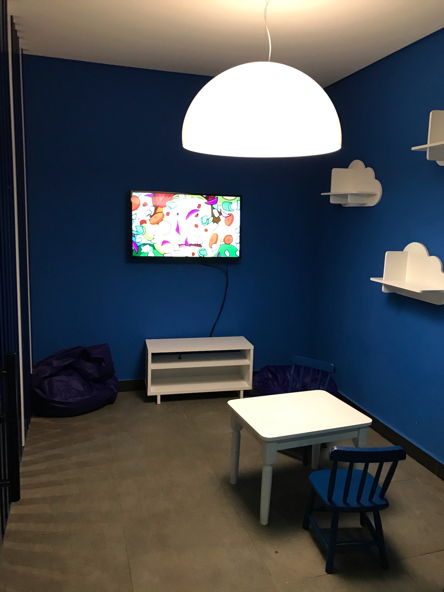 #4 of 4 images of The Centurion Lounge