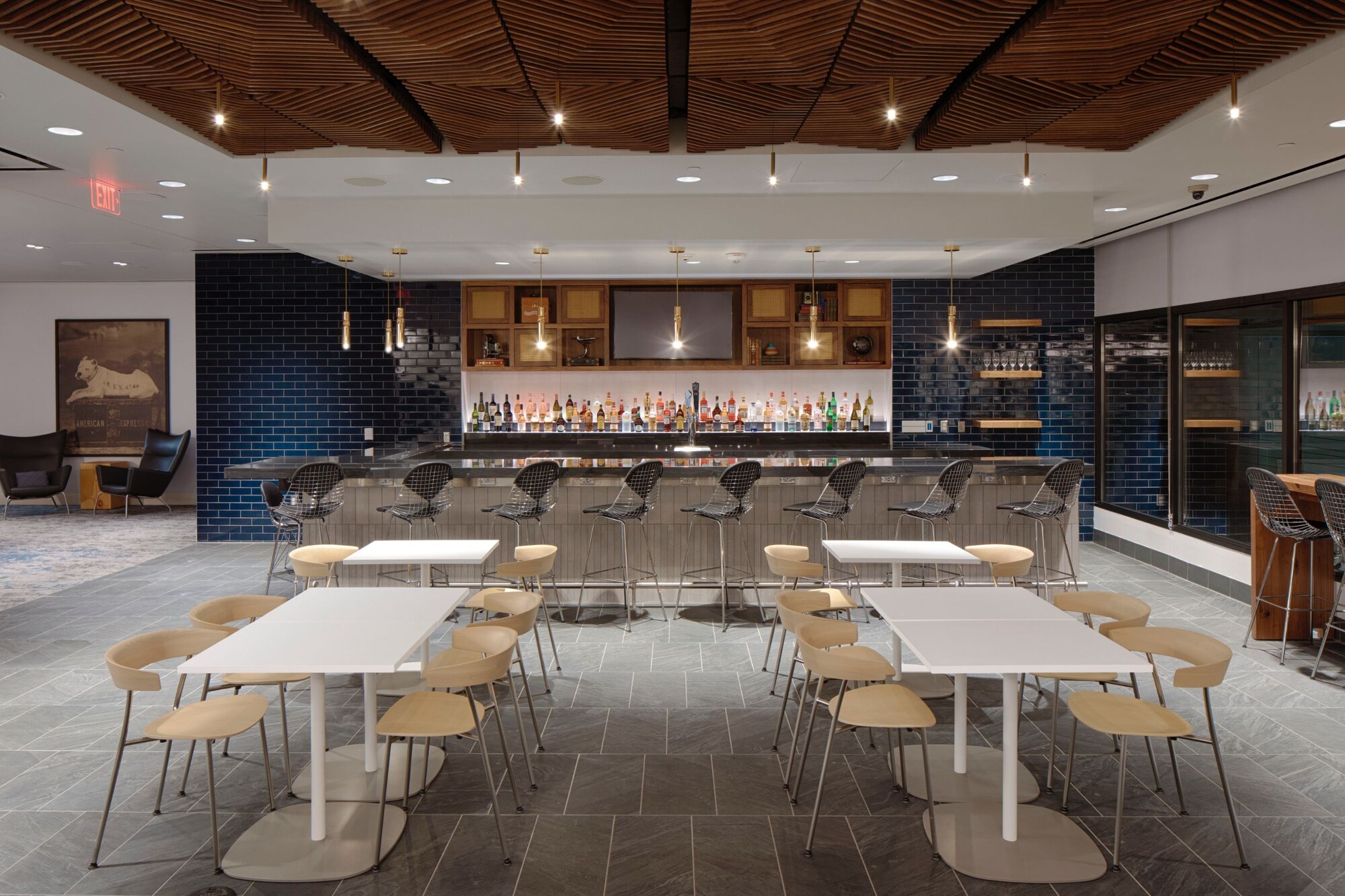 #2 of 5 images of The Centurion Lounge