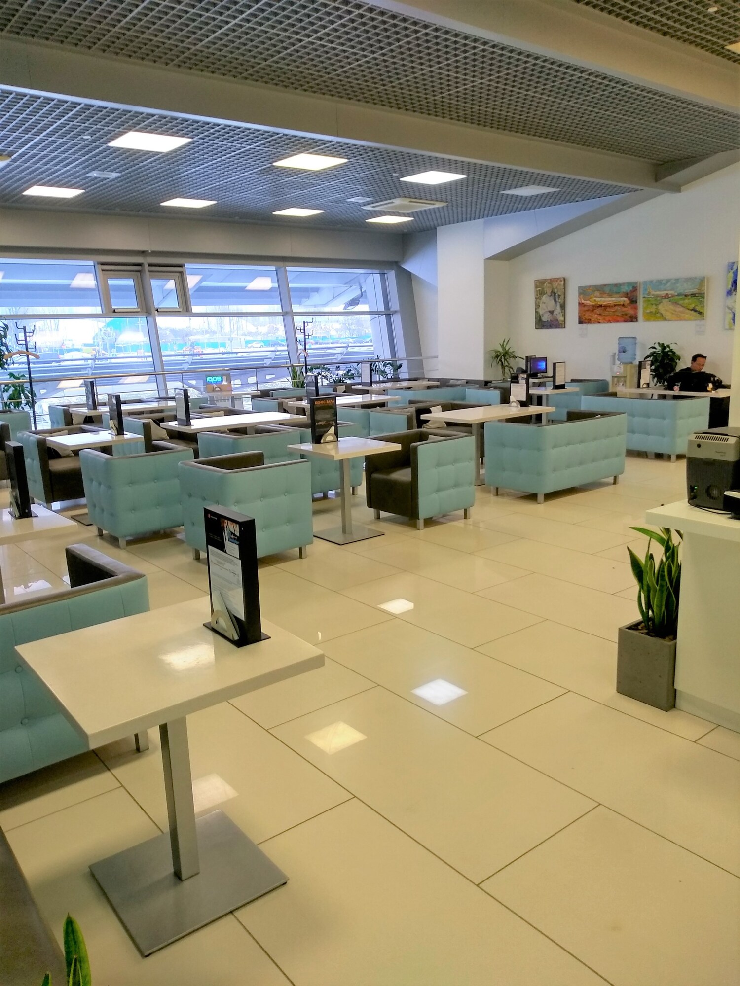 #4 of 5 images of Blue Lounge