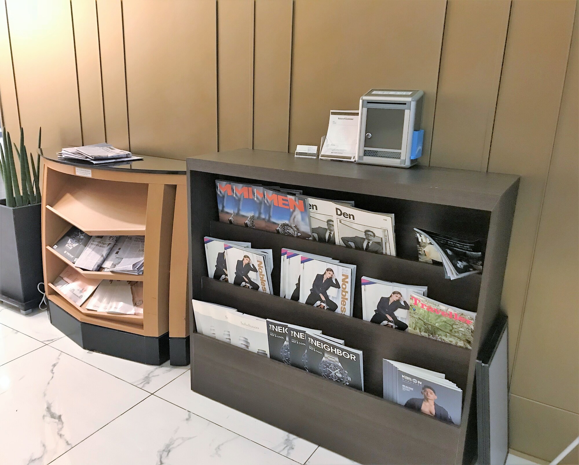 #4 of 5 images of Sky Hub Lounge (Temporarily Closed)
