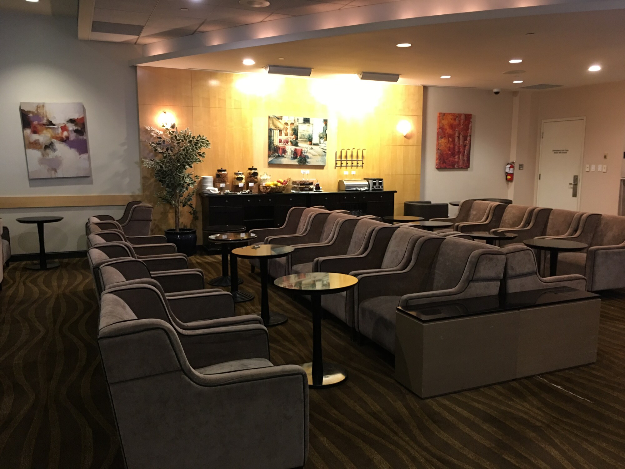 #4 of 5 images of Plaza Premium Lounge (Temporarily Closed)