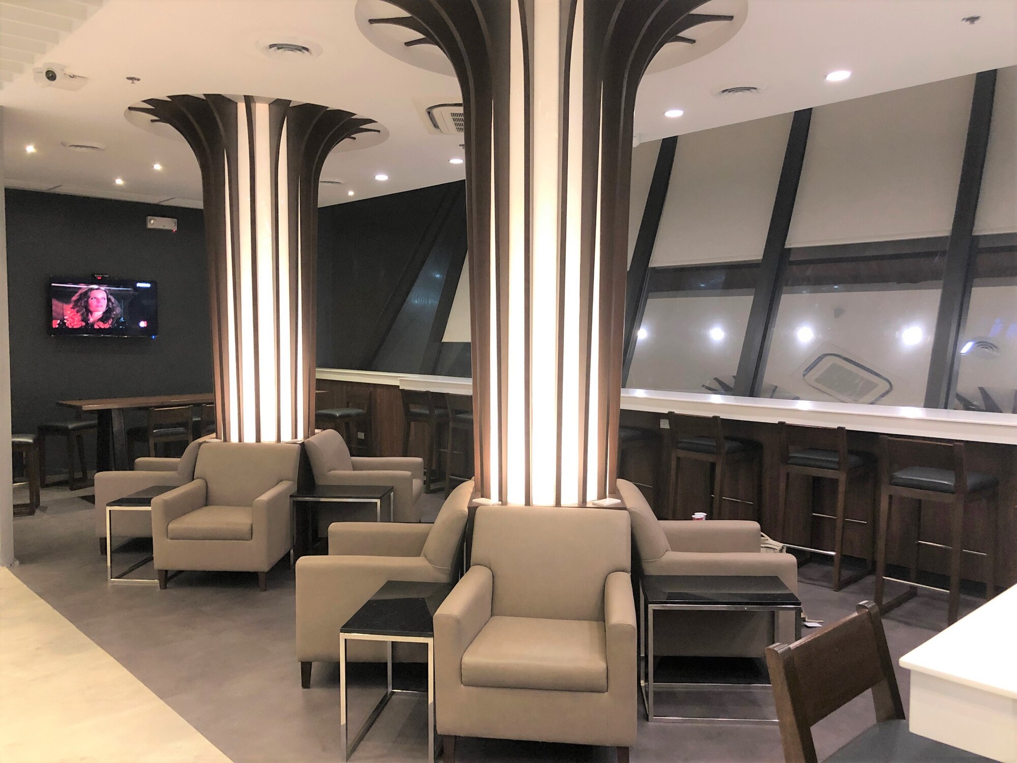#3 of 5 images of PAGSS Lounge (Gate 7)