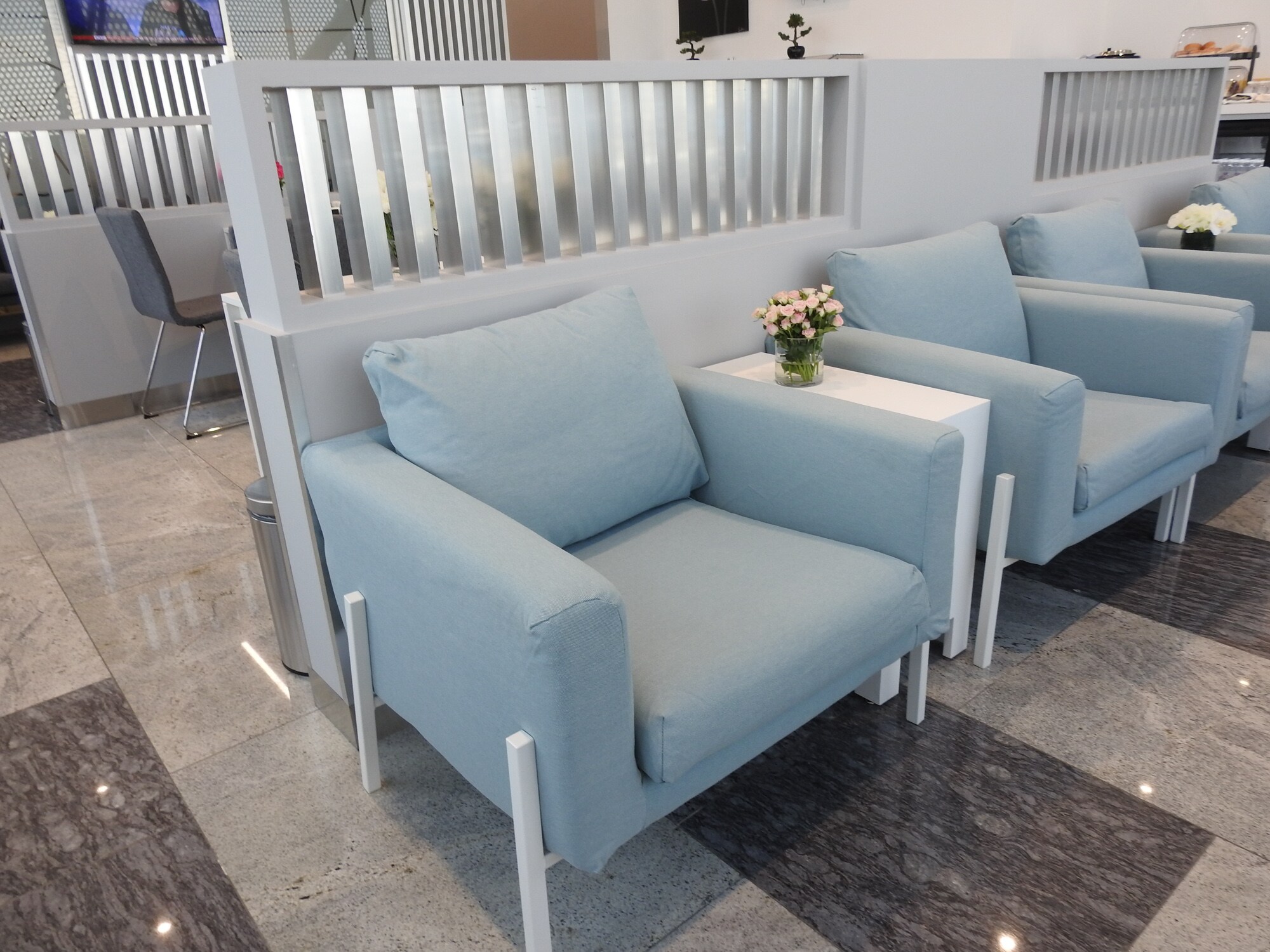 #4 of 5 images of Pearl Lounge
