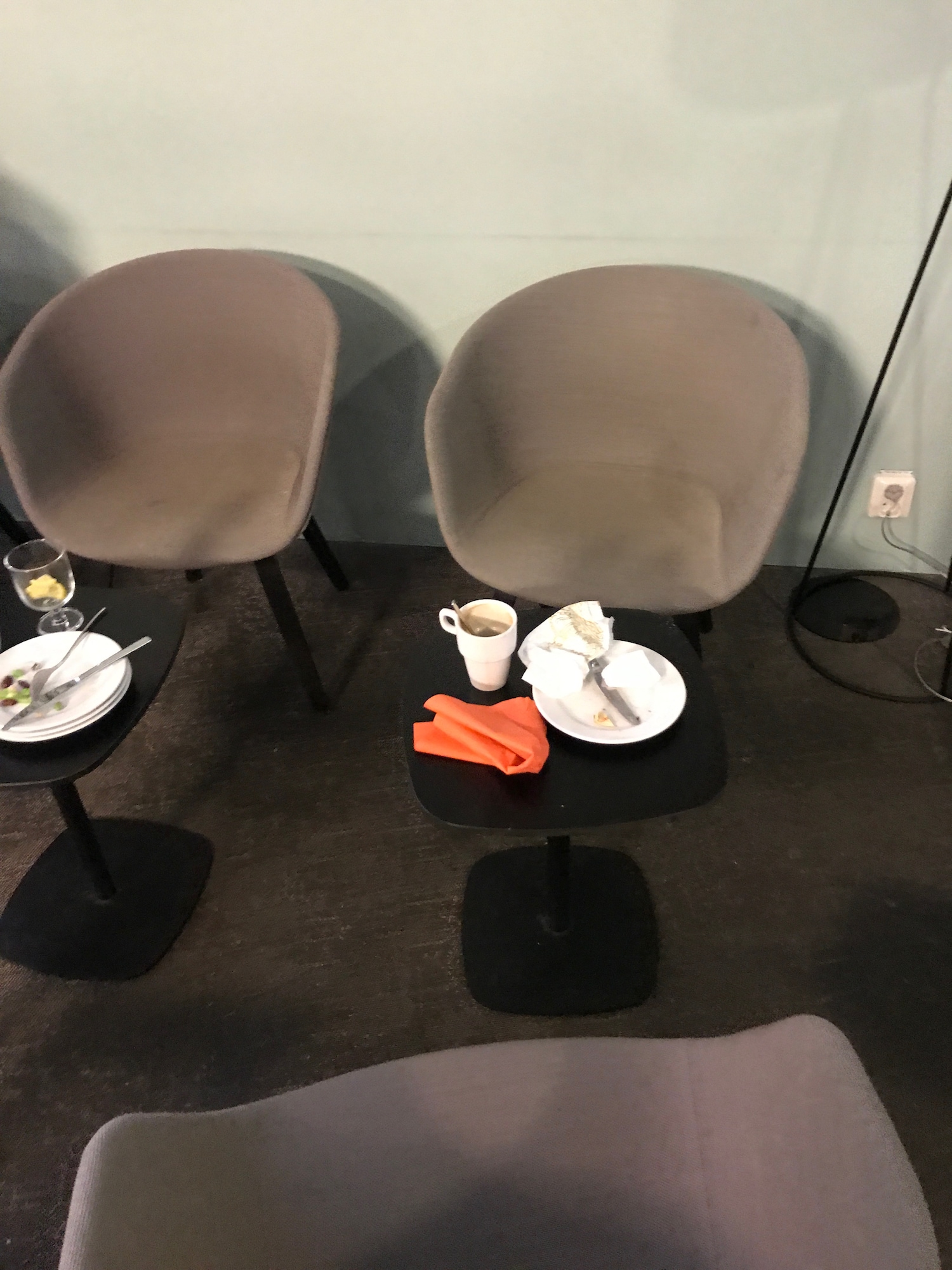 #1 of 5 images of Aurora Executive Lounge (Temporarily Closed)