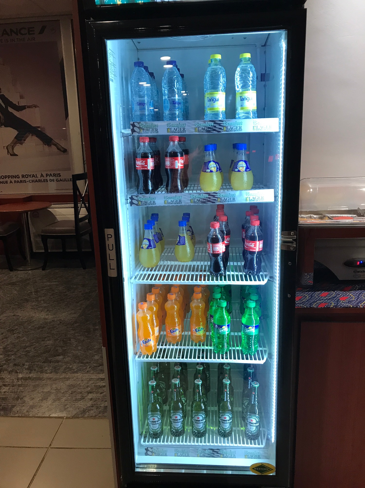 #2 of 3 images of Air France Lounge
