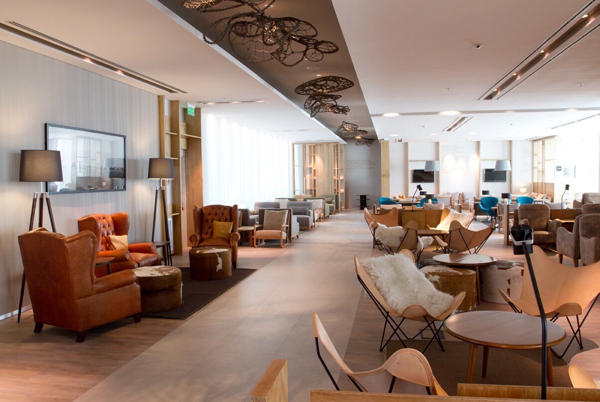 #2 of 5 images of Star Alliance Lounge