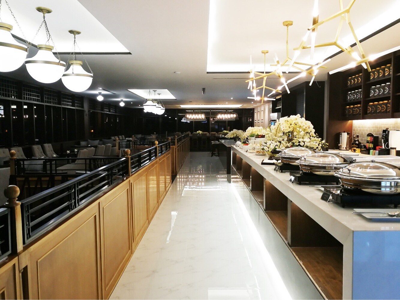#4 of 5 images of The Coral Executive Lounge (See NOTES) (Temporarily Closed)
