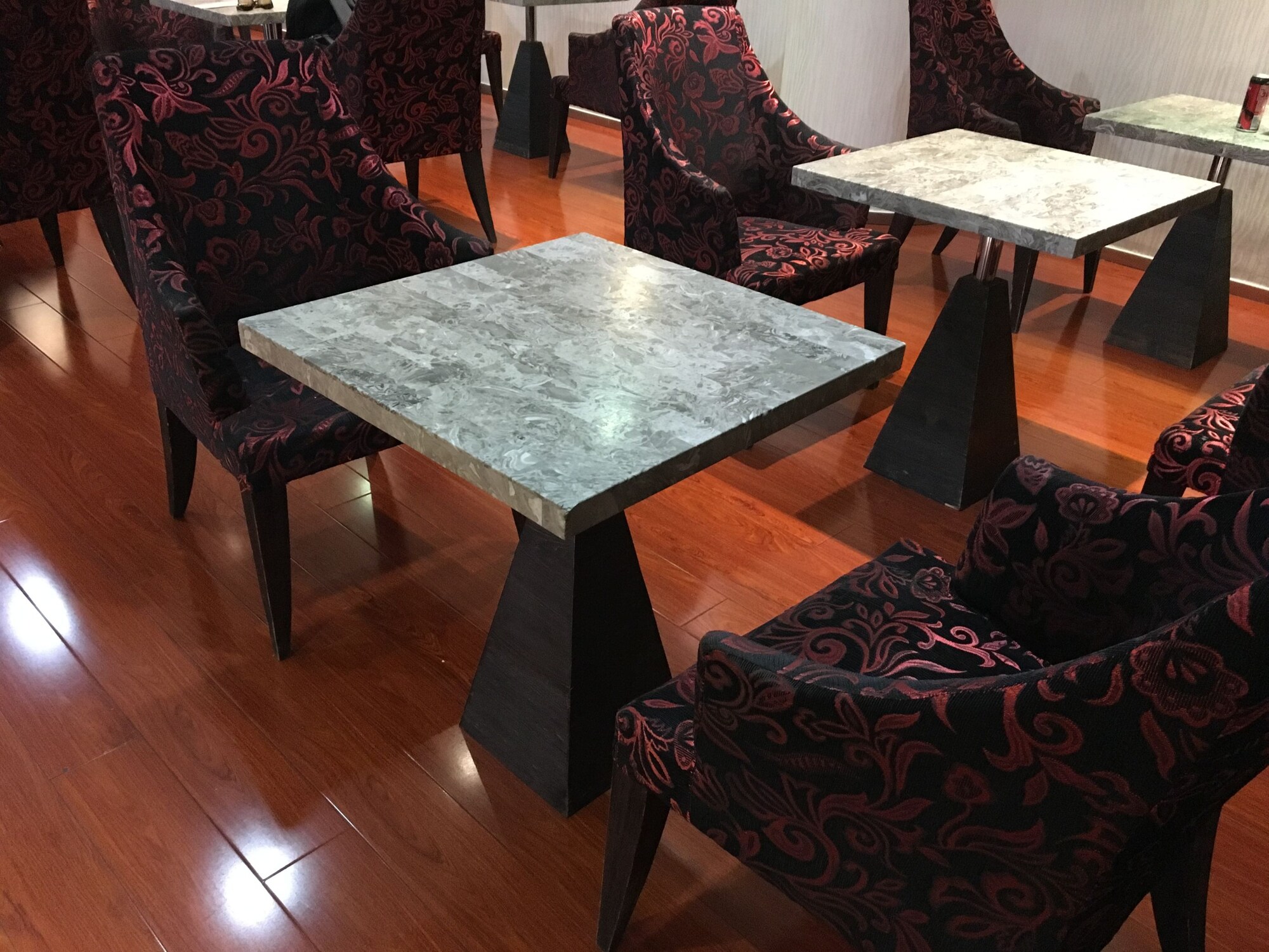 #2 of 5 images of Guest Lounge