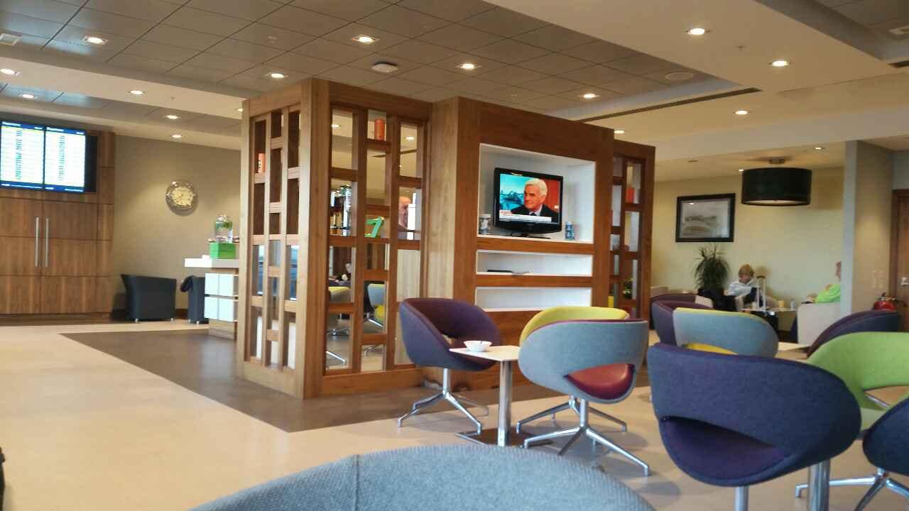 #4 of 5 images of T1 Lounge