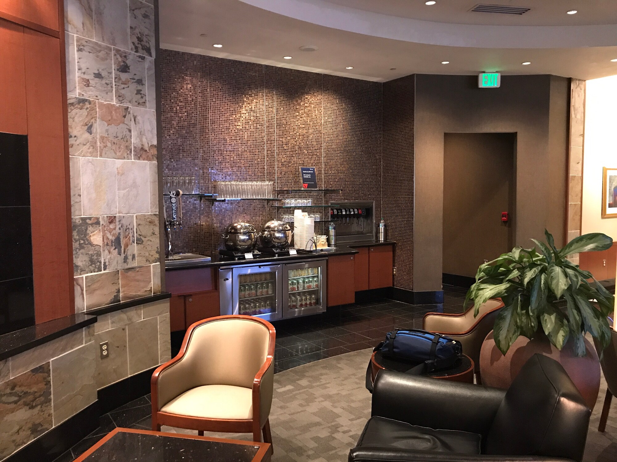 #5 of 5 images of Delta Air Lines Delta Sky Club