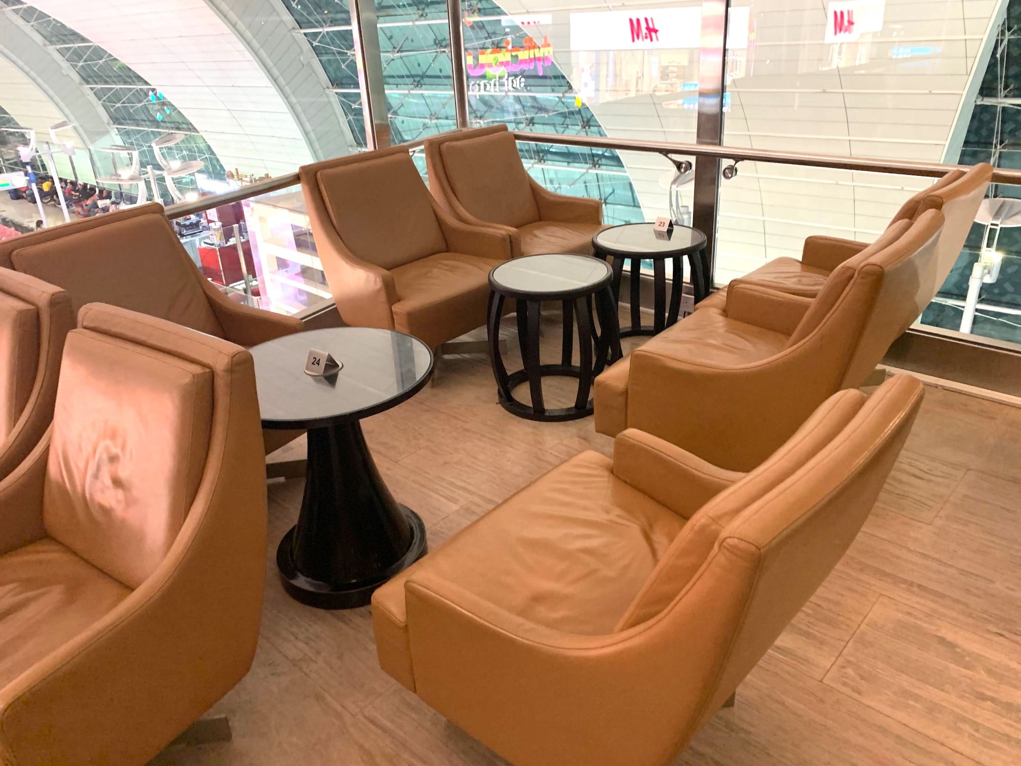 #3 of 5 images of Lounge @ B