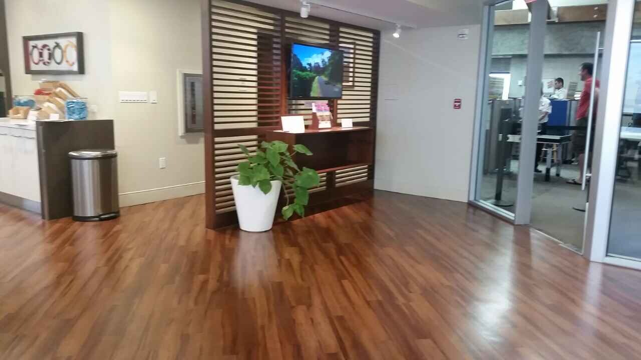 #5 of 5 images of Hawaiian Airlines Premier Club Lounge